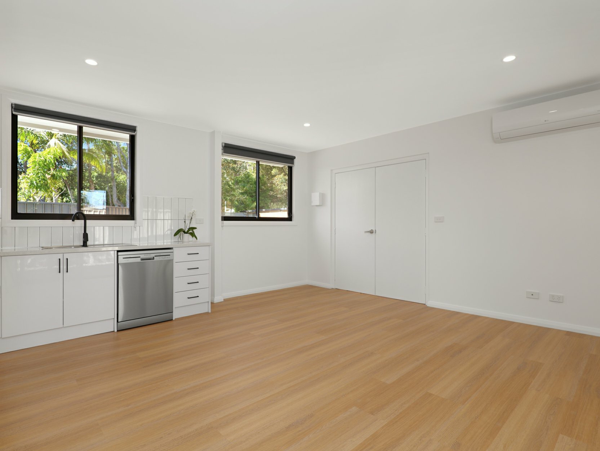 2/202 Salamander Way, SALAMANDER BAY
