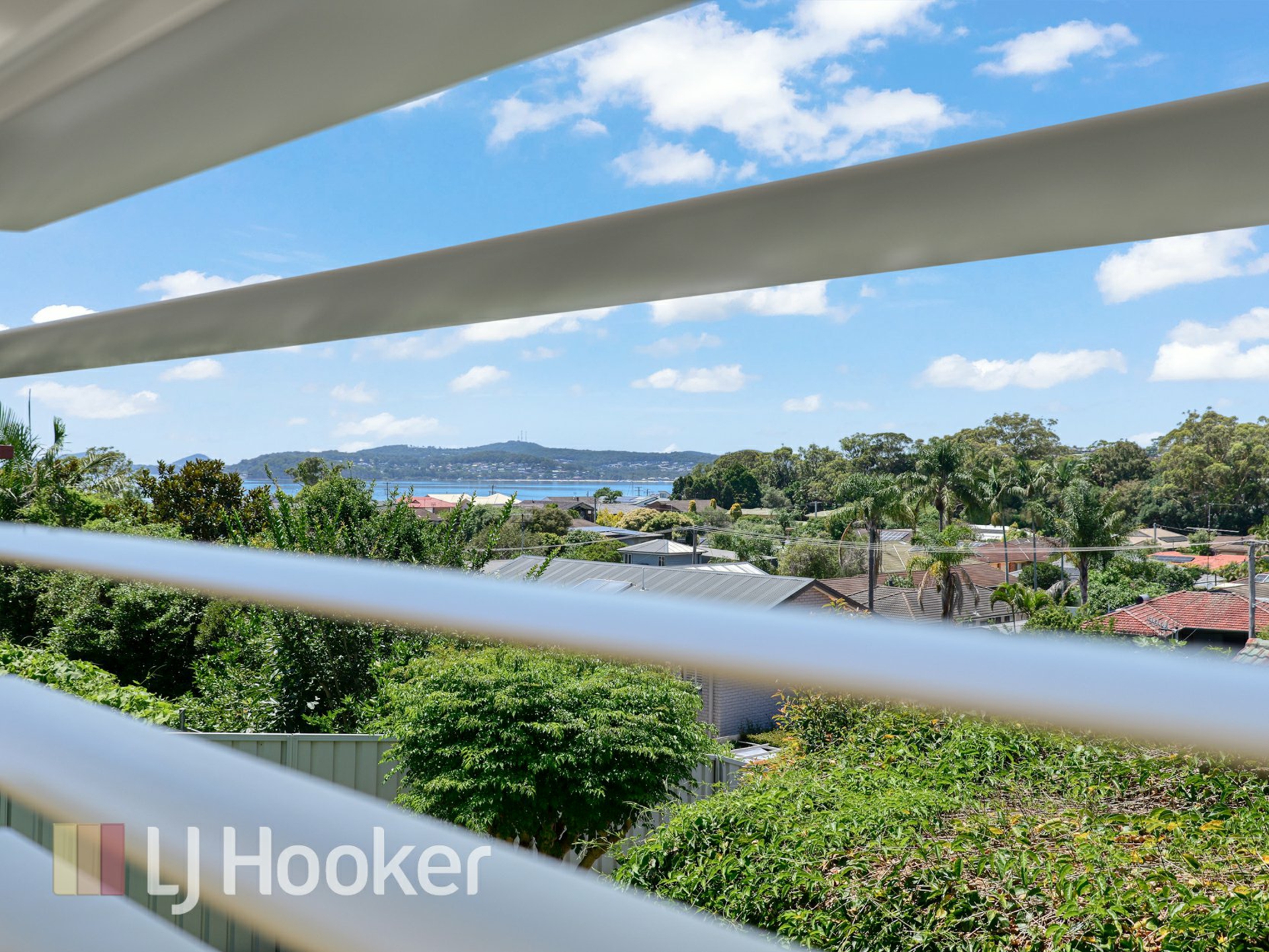 16 Waratah Avenue, SALAMANDER BAY