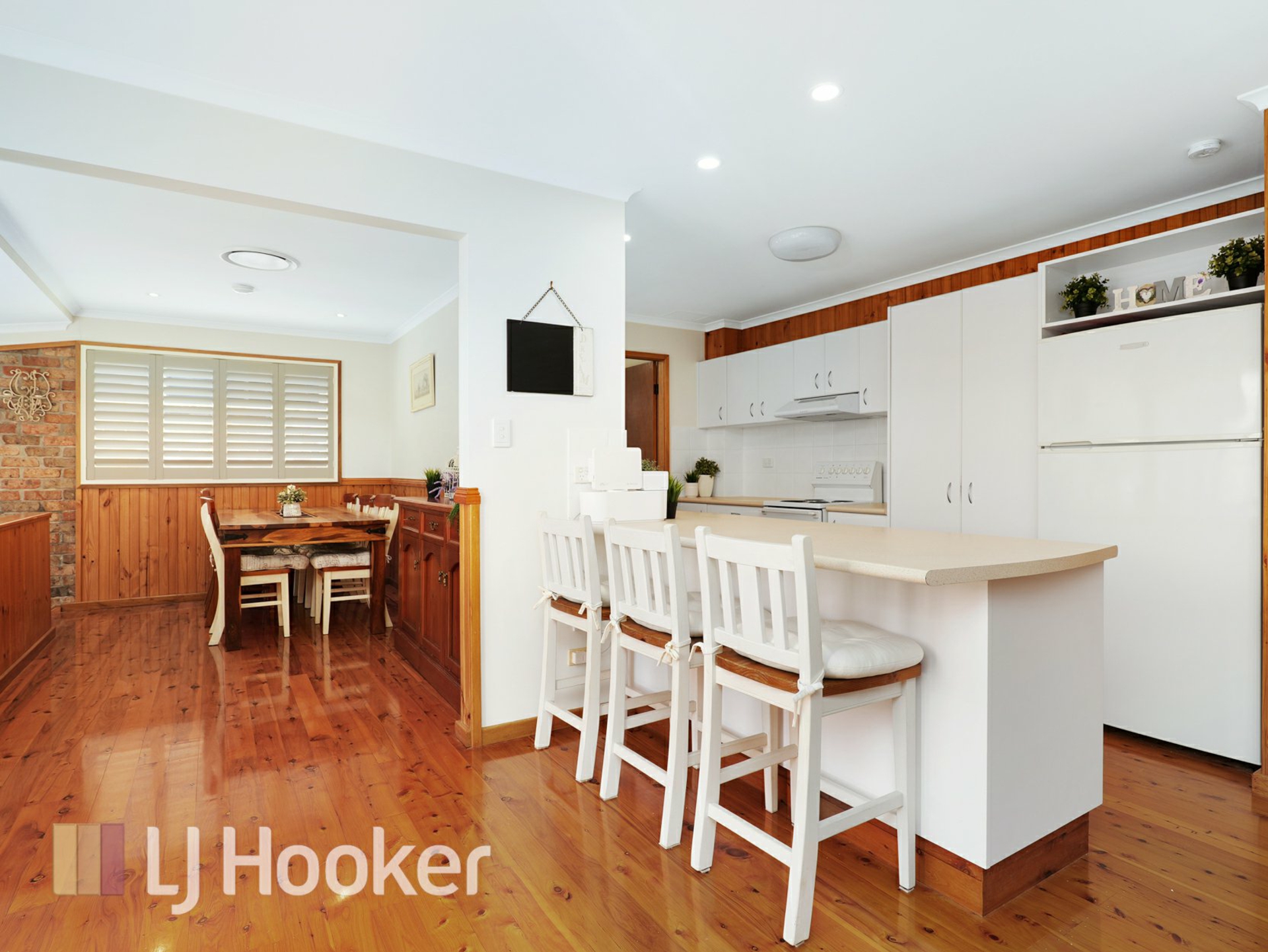 16 Waratah Avenue, SALAMANDER BAY