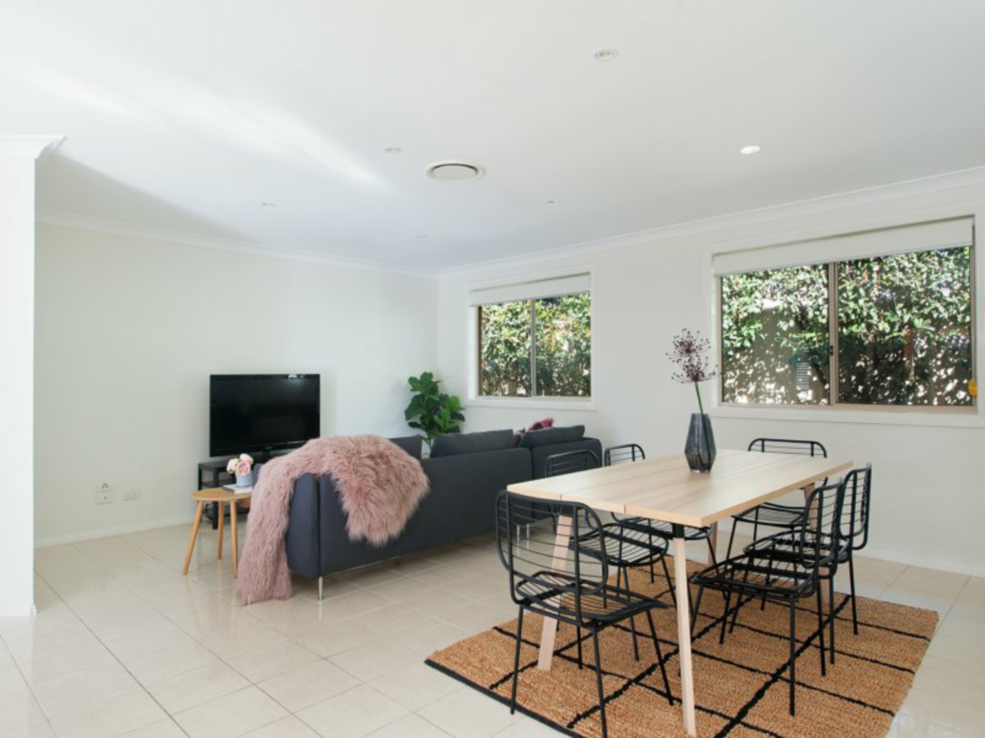 12 Whiting Place — photo 3 of 13