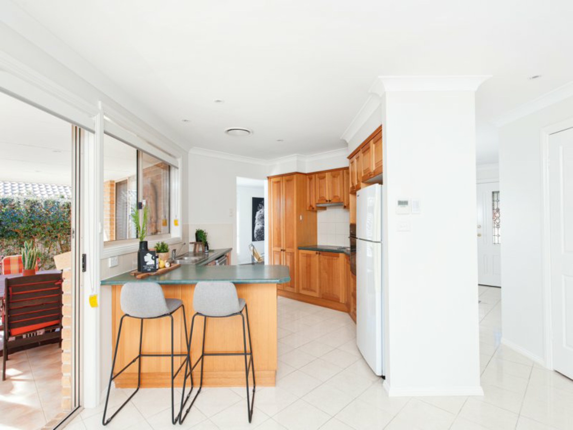 12 Whiting Place — photo 5 of 13