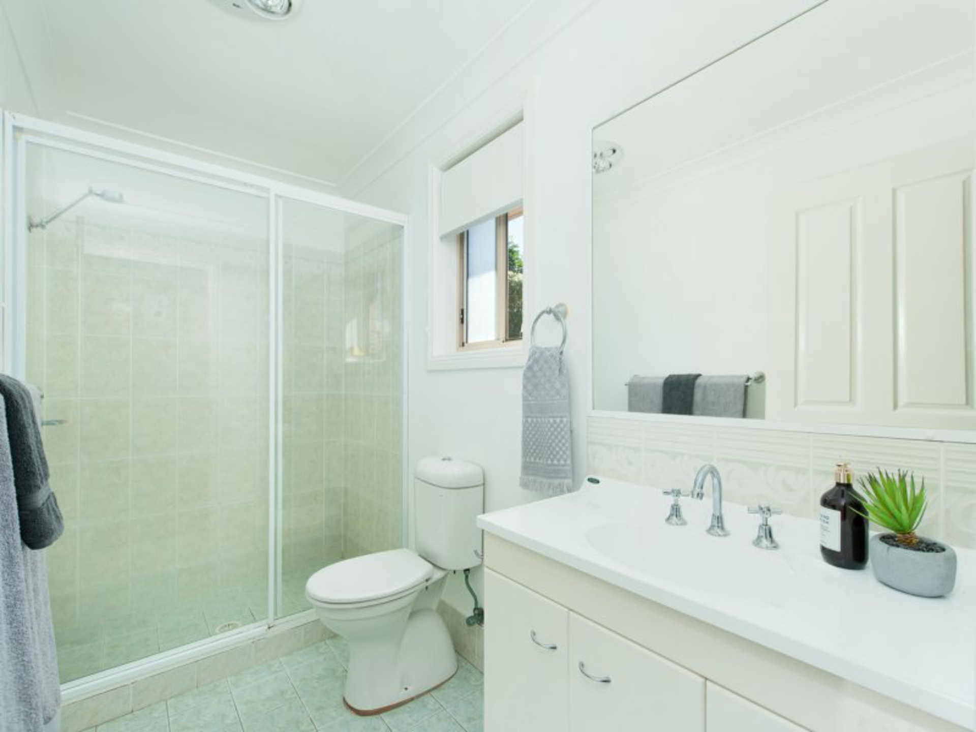 12 Whiting Place — photo 9 of 13