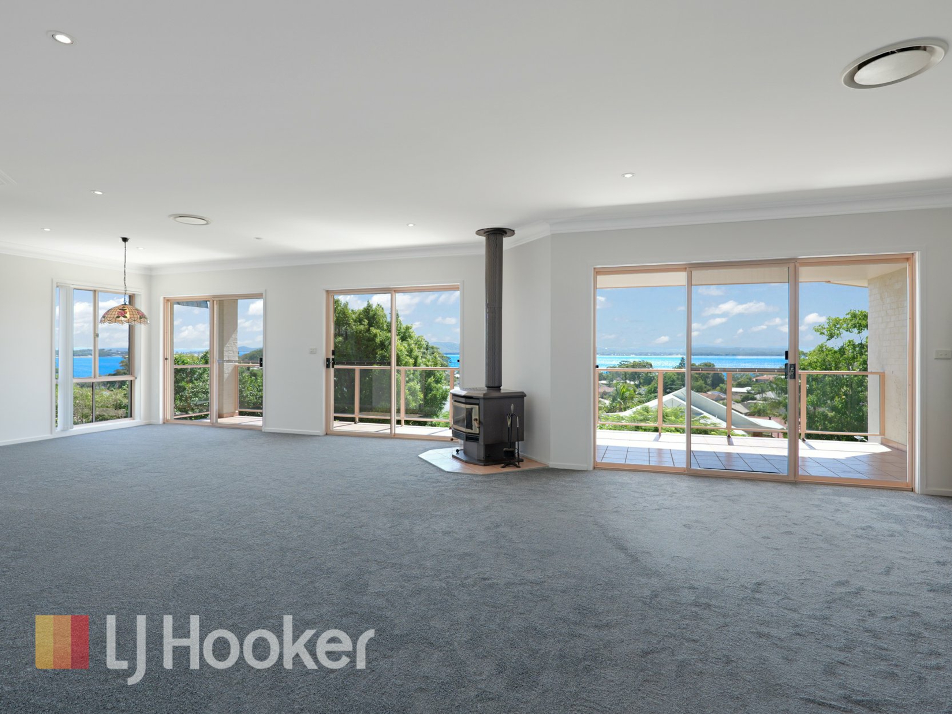 54 The Peninsula, CORLETTE
