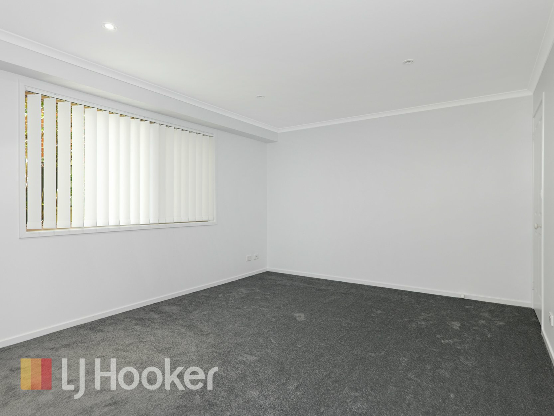 54 The Peninsula, CORLETTE