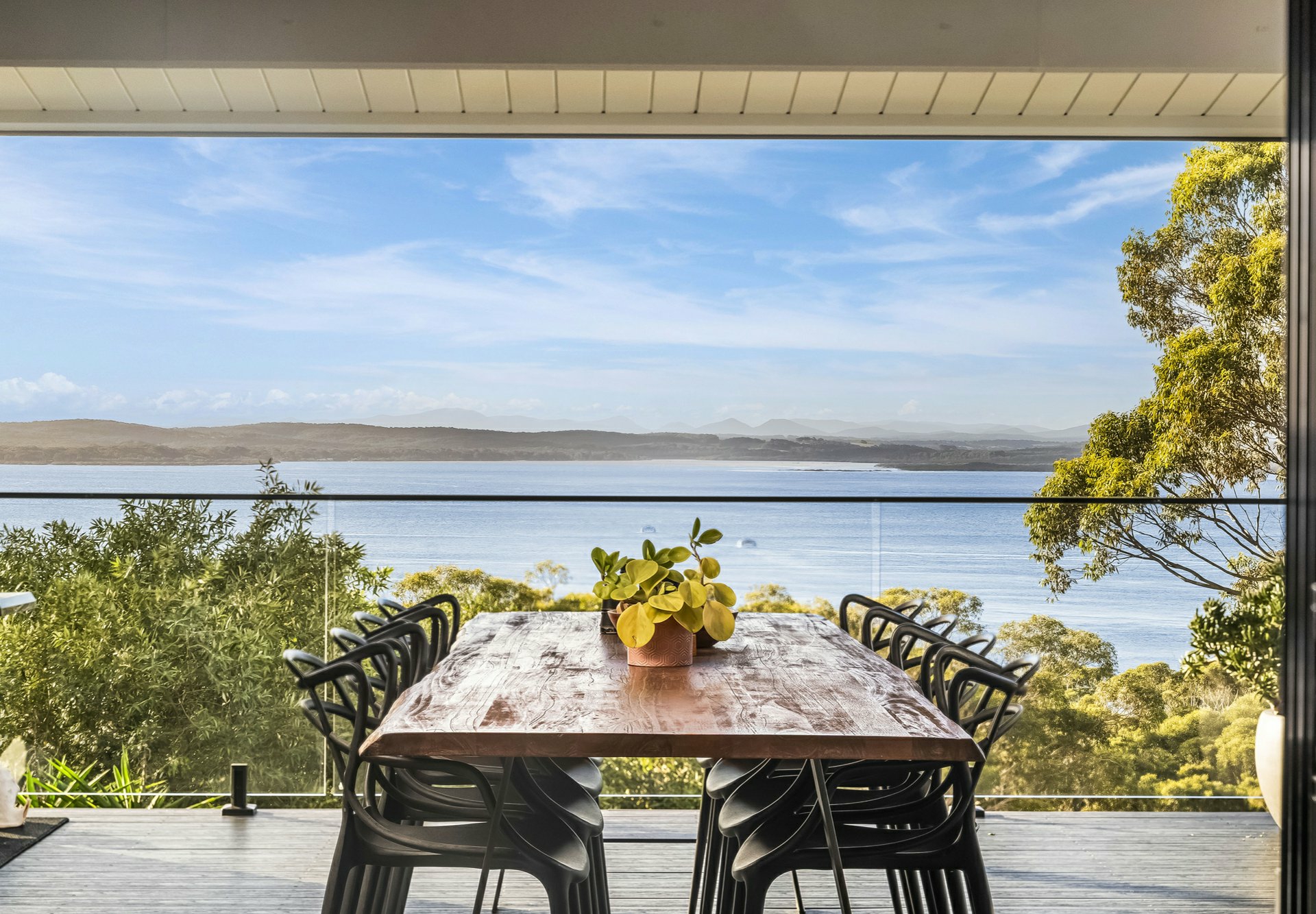 10 Wallawa Road, NELSON BAY