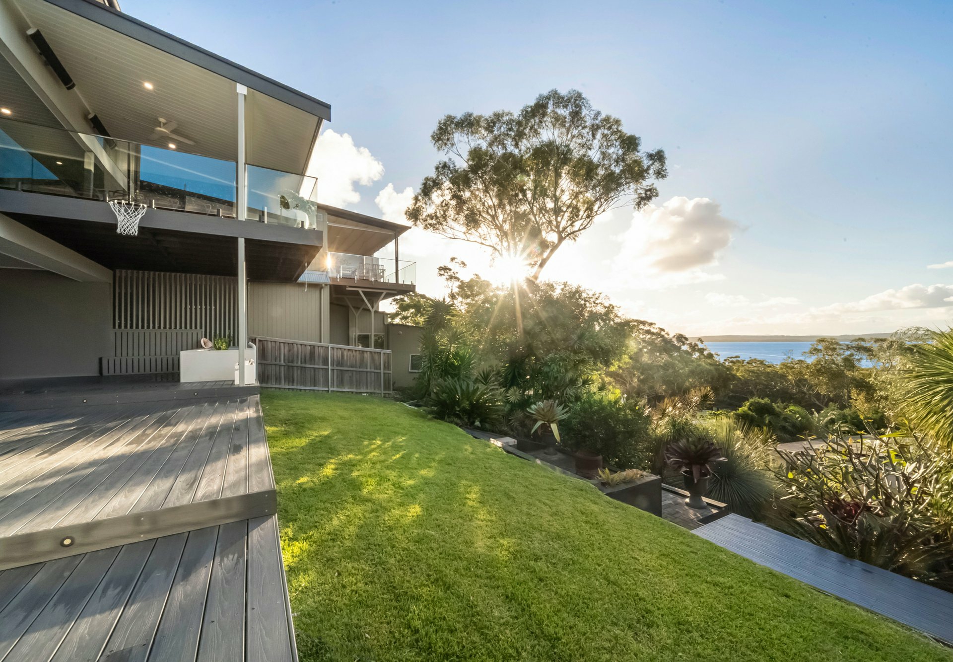 10 Wallawa Road, NELSON BAY
