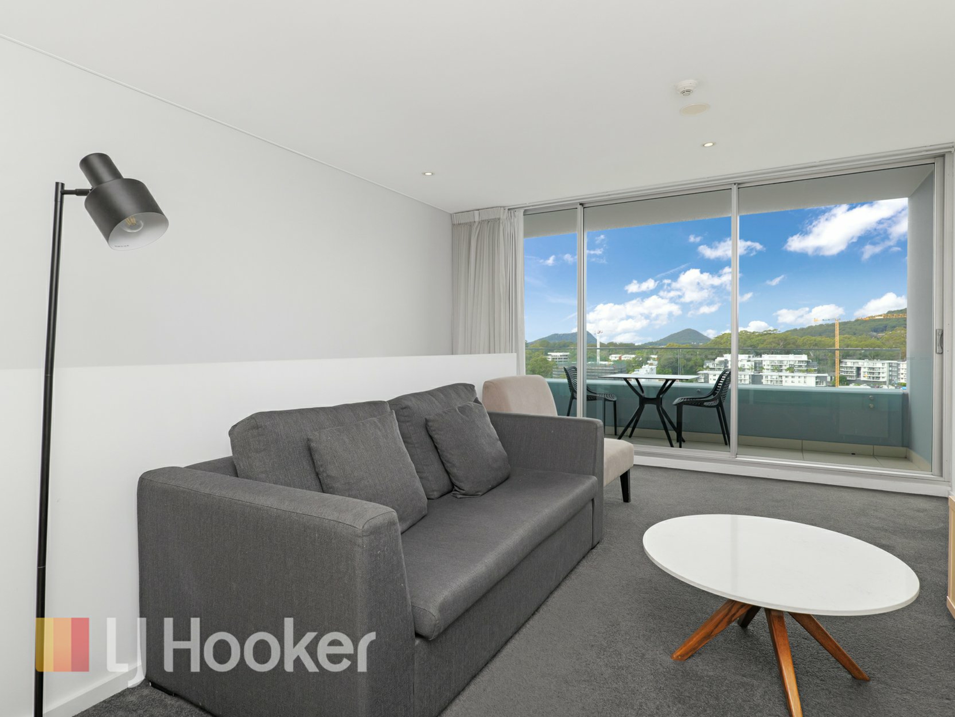 58 (Unit 458)/19 Church Street — photo 4 of 17