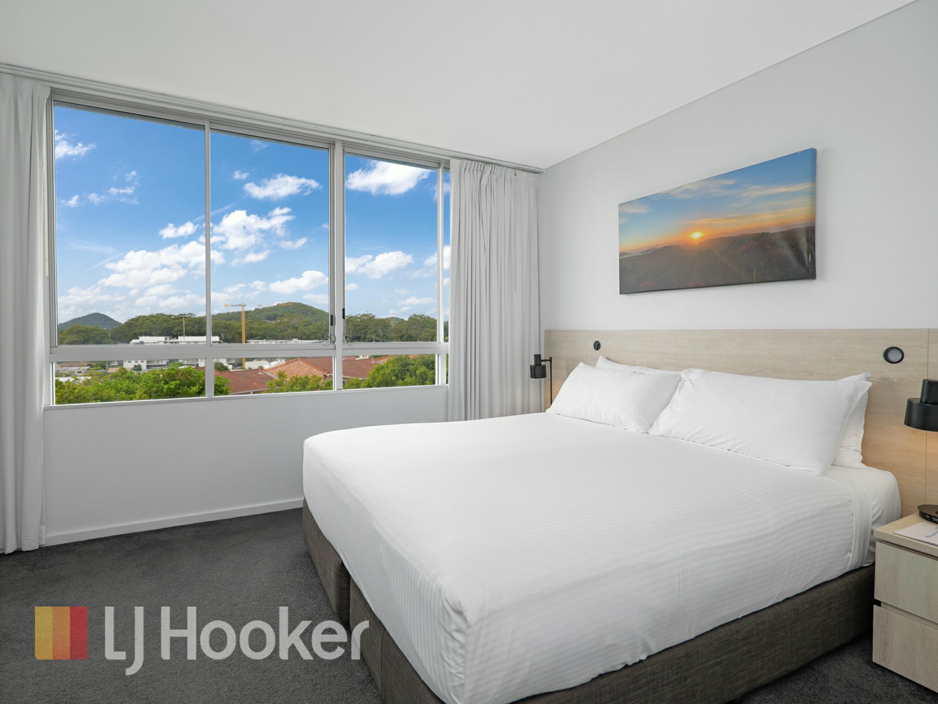 58 (Unit 458)/19 Church Street — photo 15 of 17