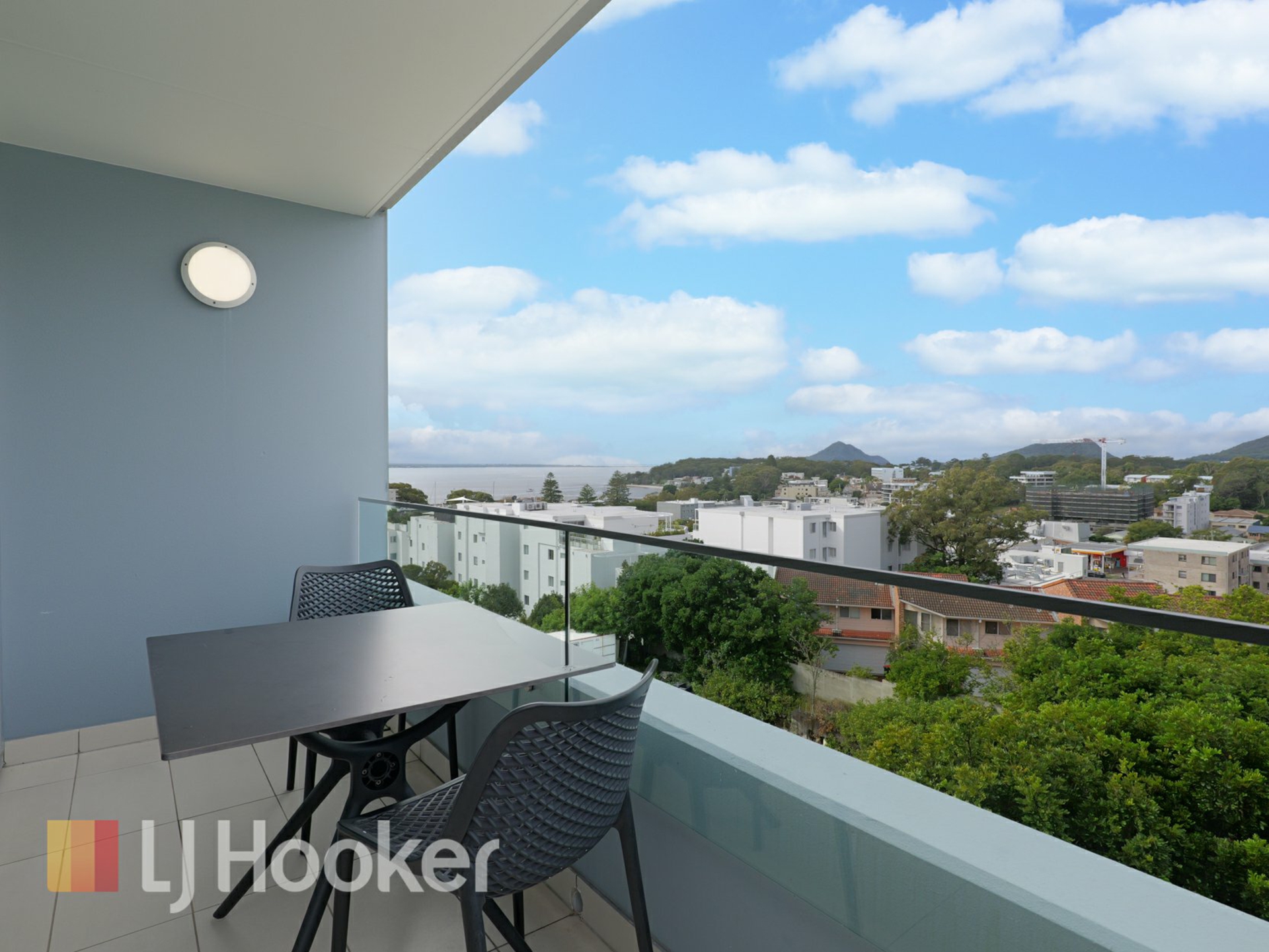 58 (Unit 458)/19 Church Street — photo 16 of 17