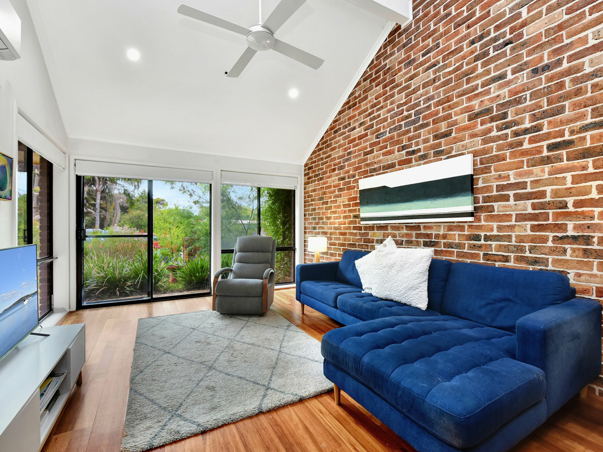 2/61 Pantowora Street, CORLETTE