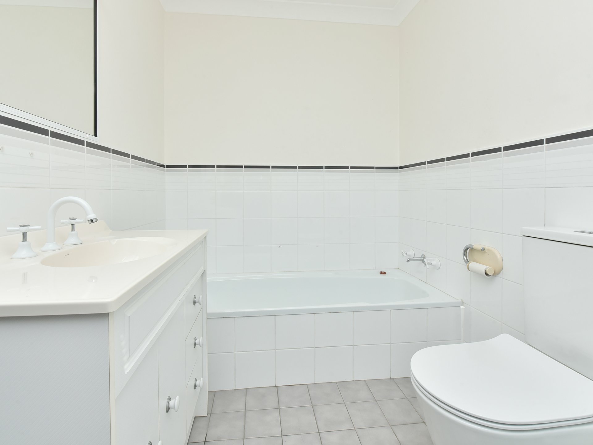 2/61 Pantowora Street, CORLETTE