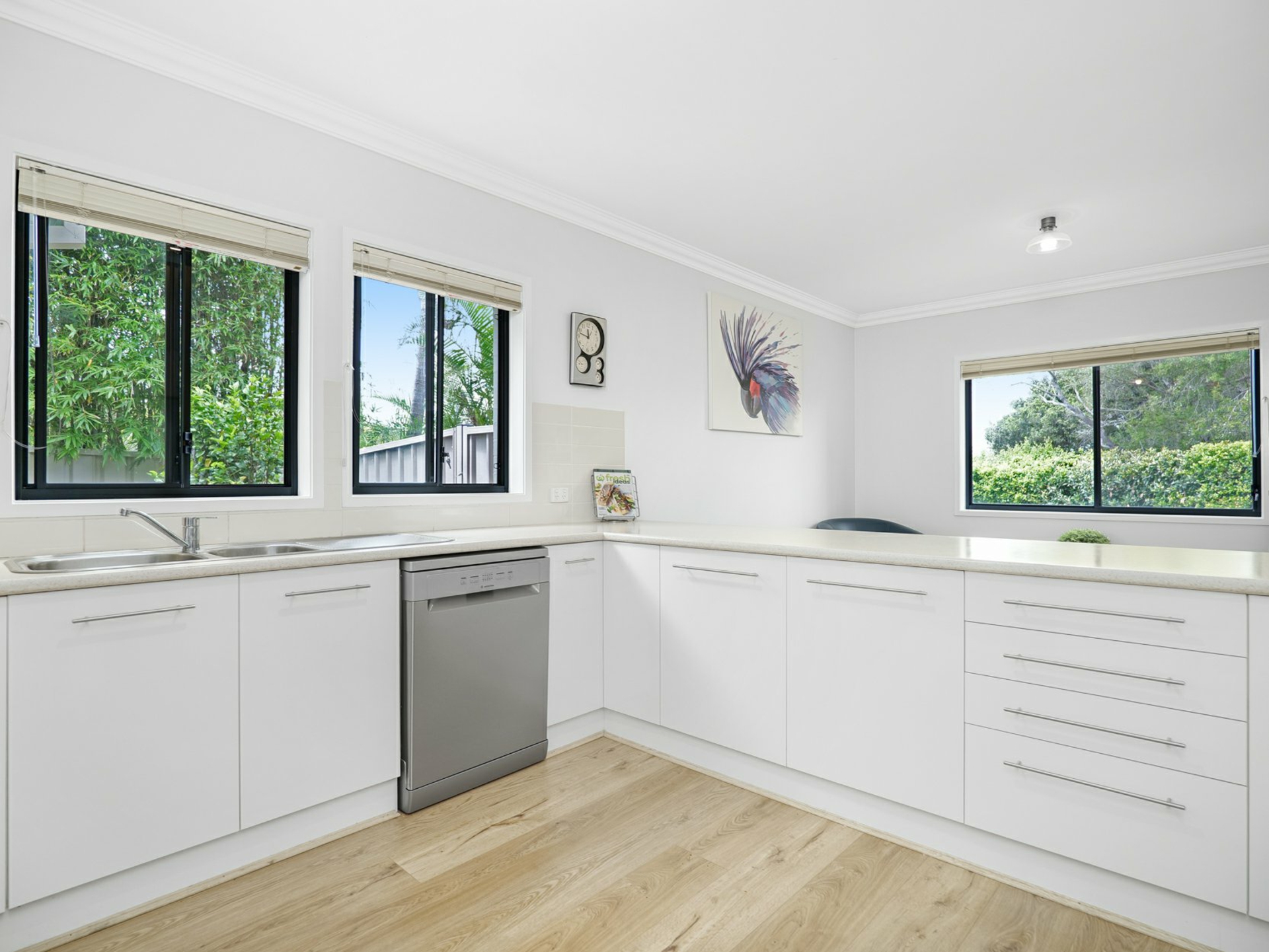4/13 Fathom Place, Corlette