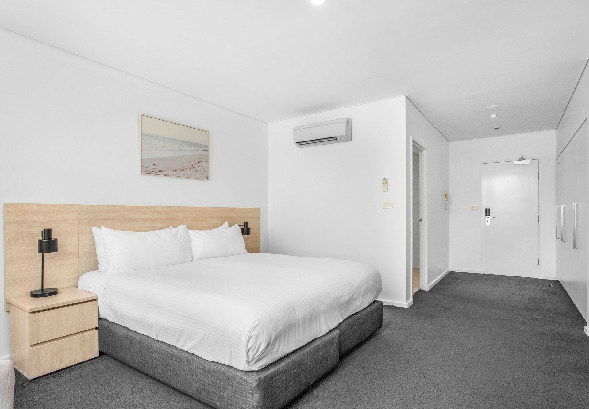 25 (Unit 225)/19 Church Street — photo 6 of 13