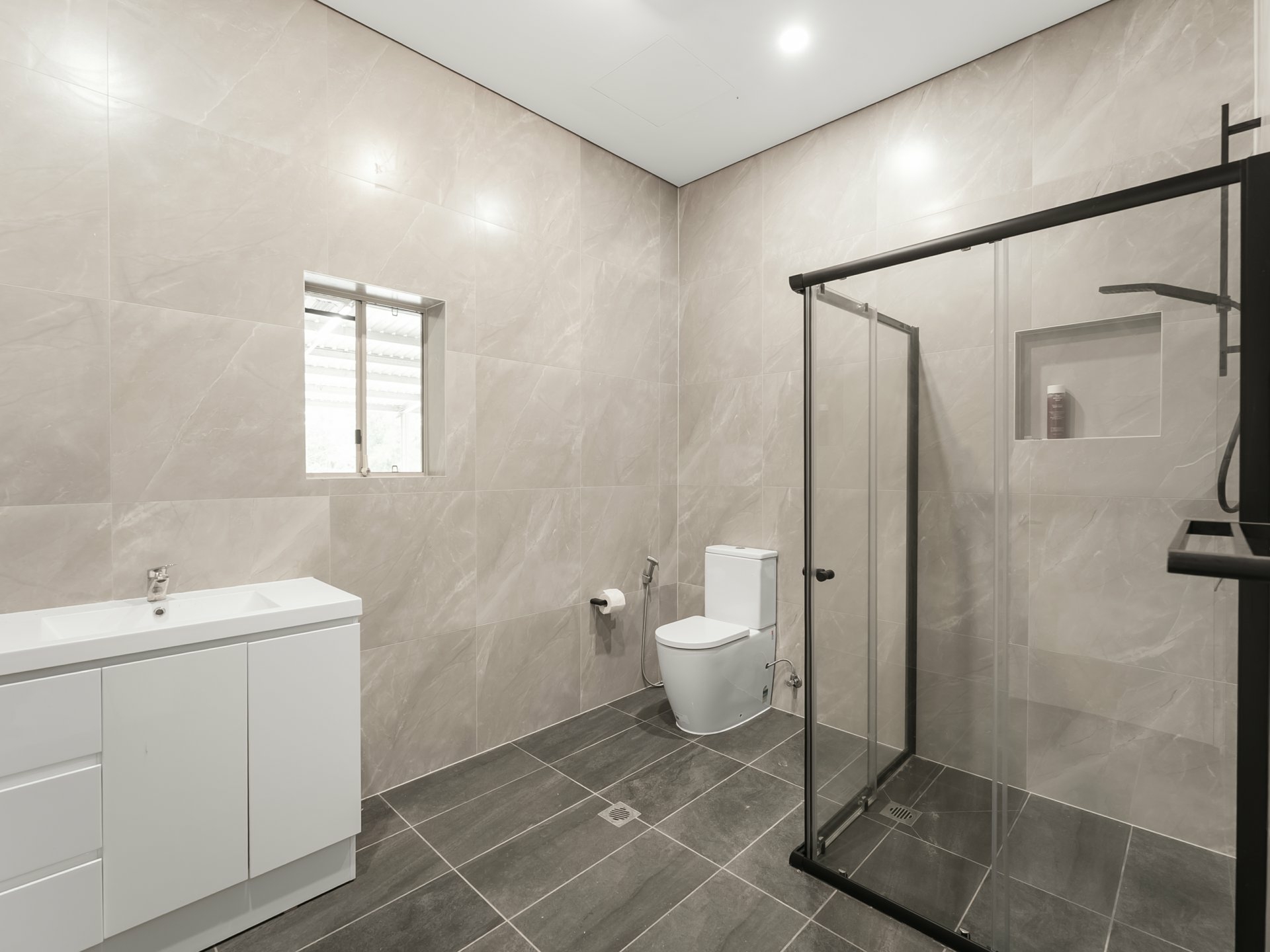 10D Sansom Road — photo 8 of 17