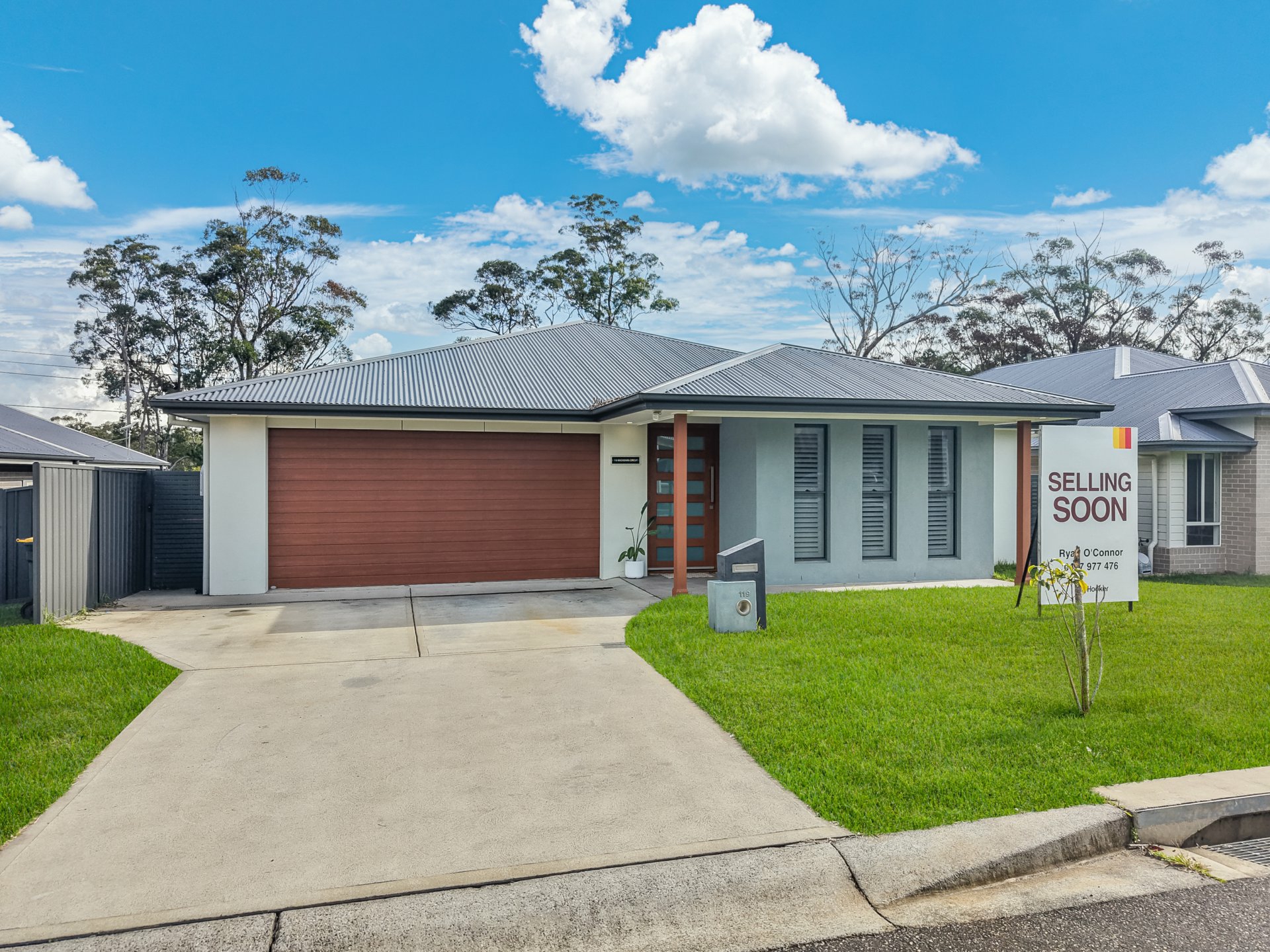 119 Macadamia Circuit — photo 3 of 25