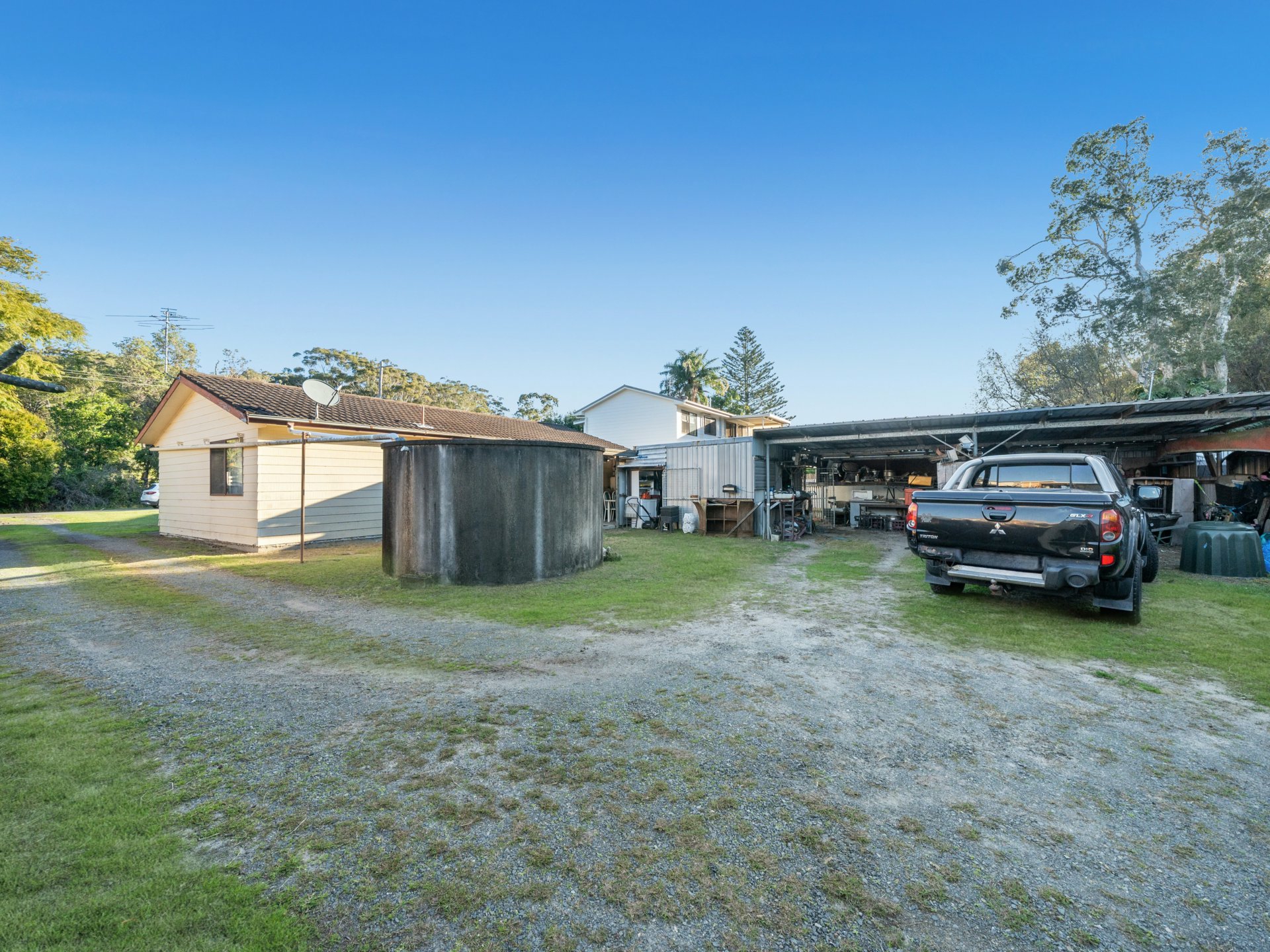 17 Taylor Road — photo 6 of 23