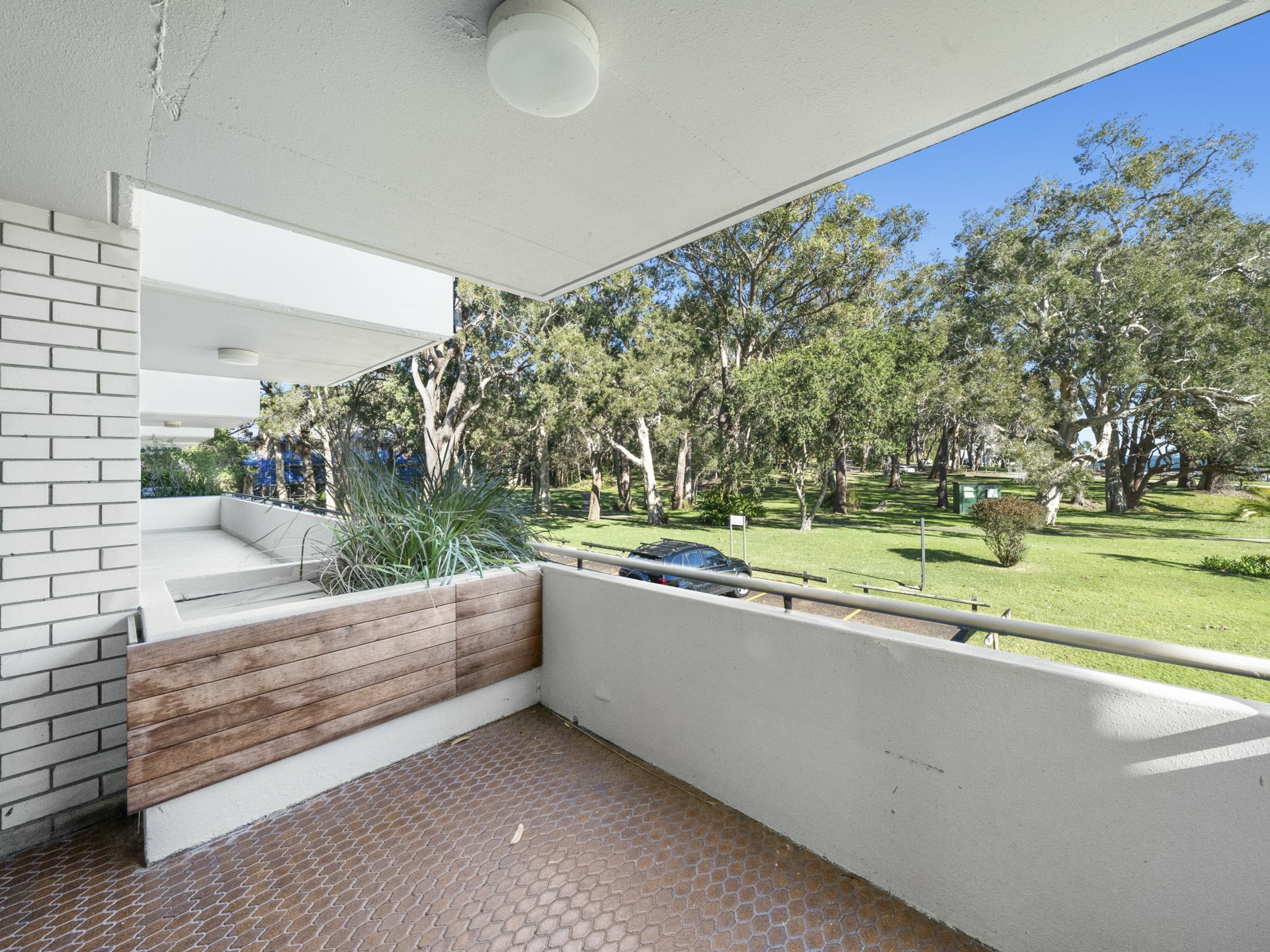 6/17 Mistral Close — photo 10 of 20