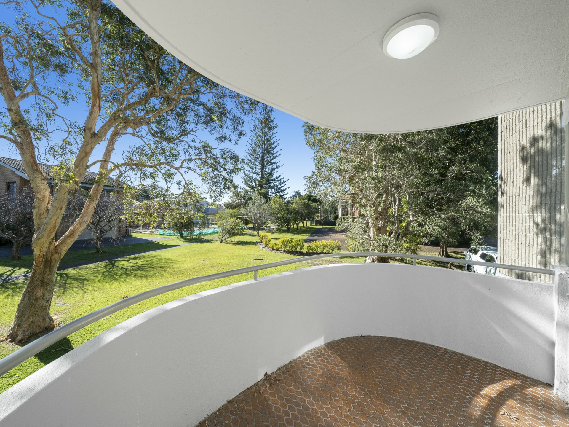 6/17 Mistral Close — photo 11 of 20