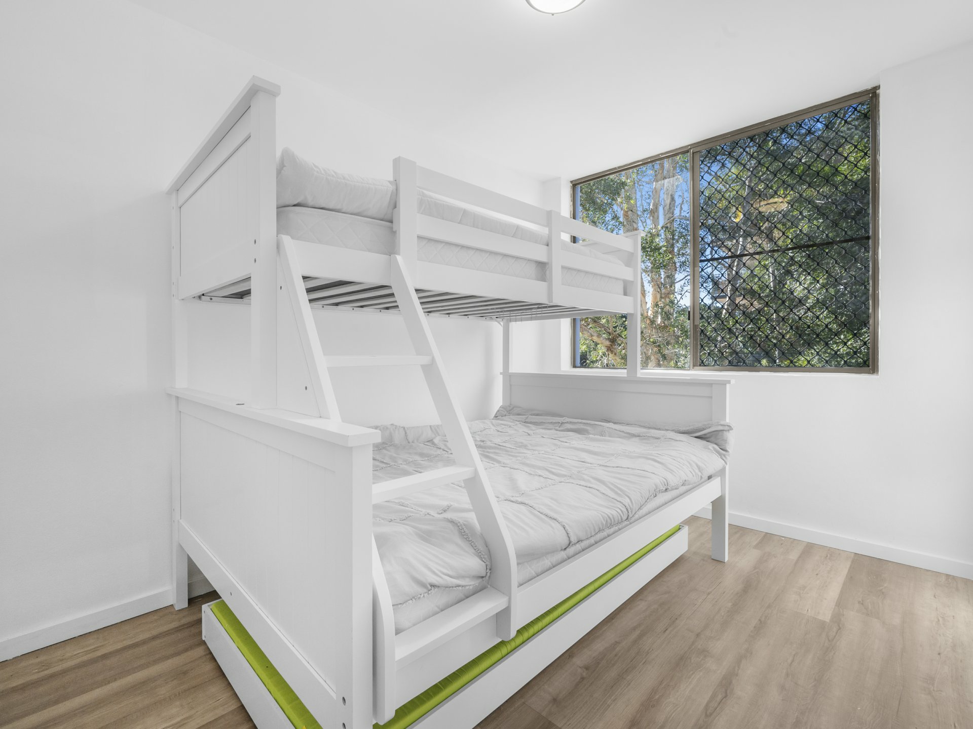 6/17 Mistral Close — photo 14 of 20
