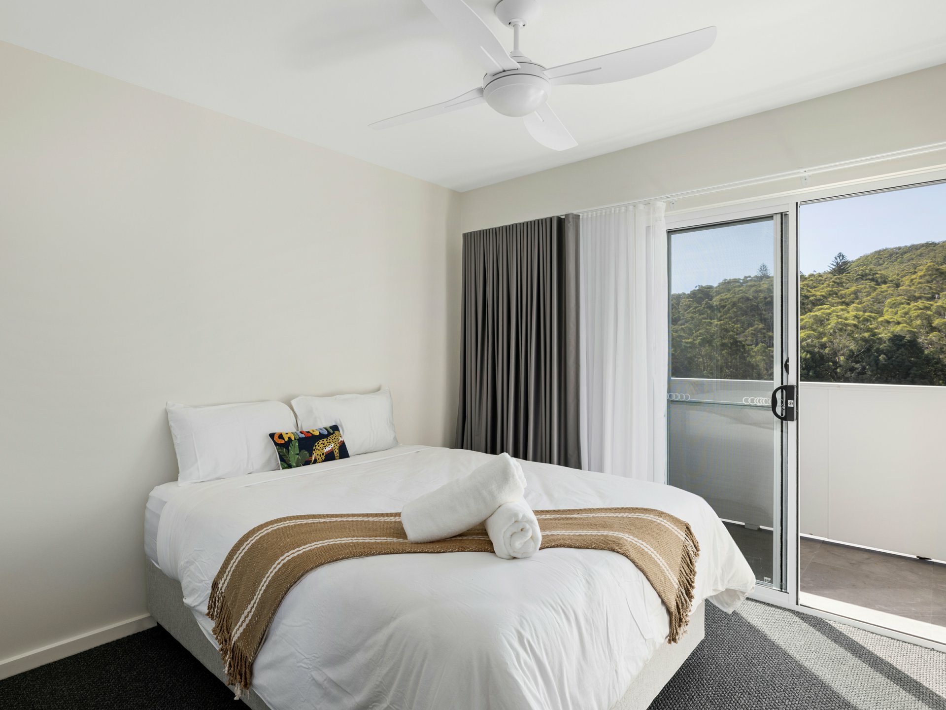 15 Yoolarai Crescent — photo 16 of 29