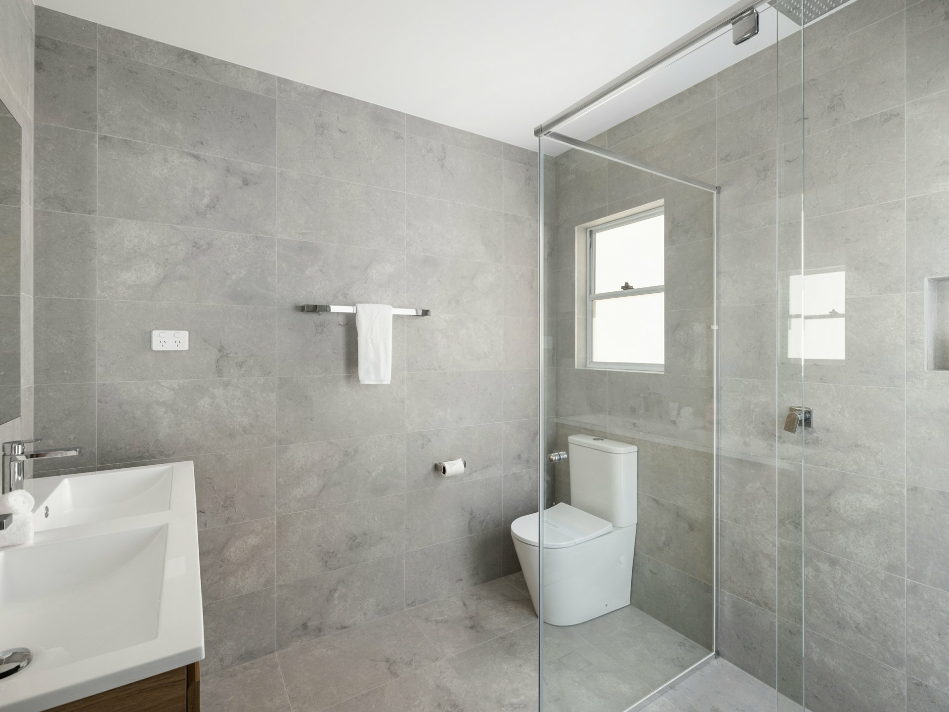 15 Yoolarai Crescent — photo 17 of 29