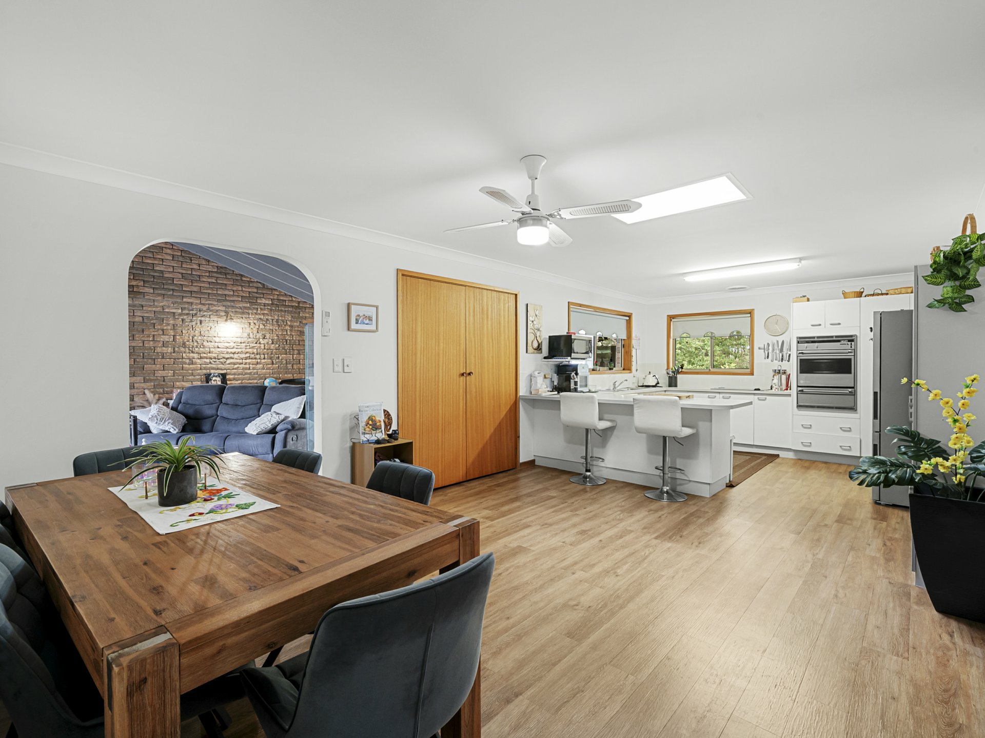 220 Sandy Point Road — photo 3 of 20