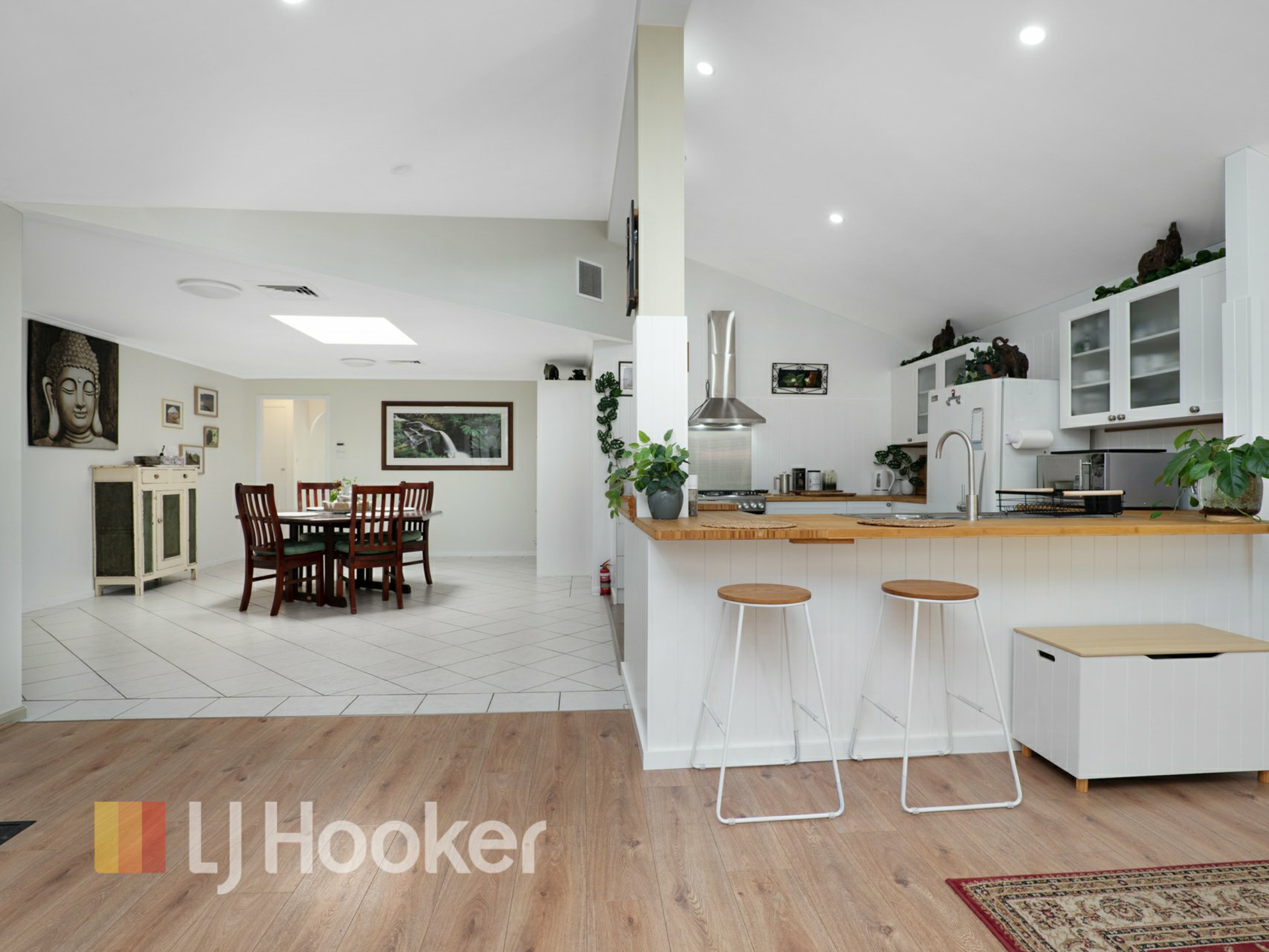 26 Lewis Drive — photo 8 of 27