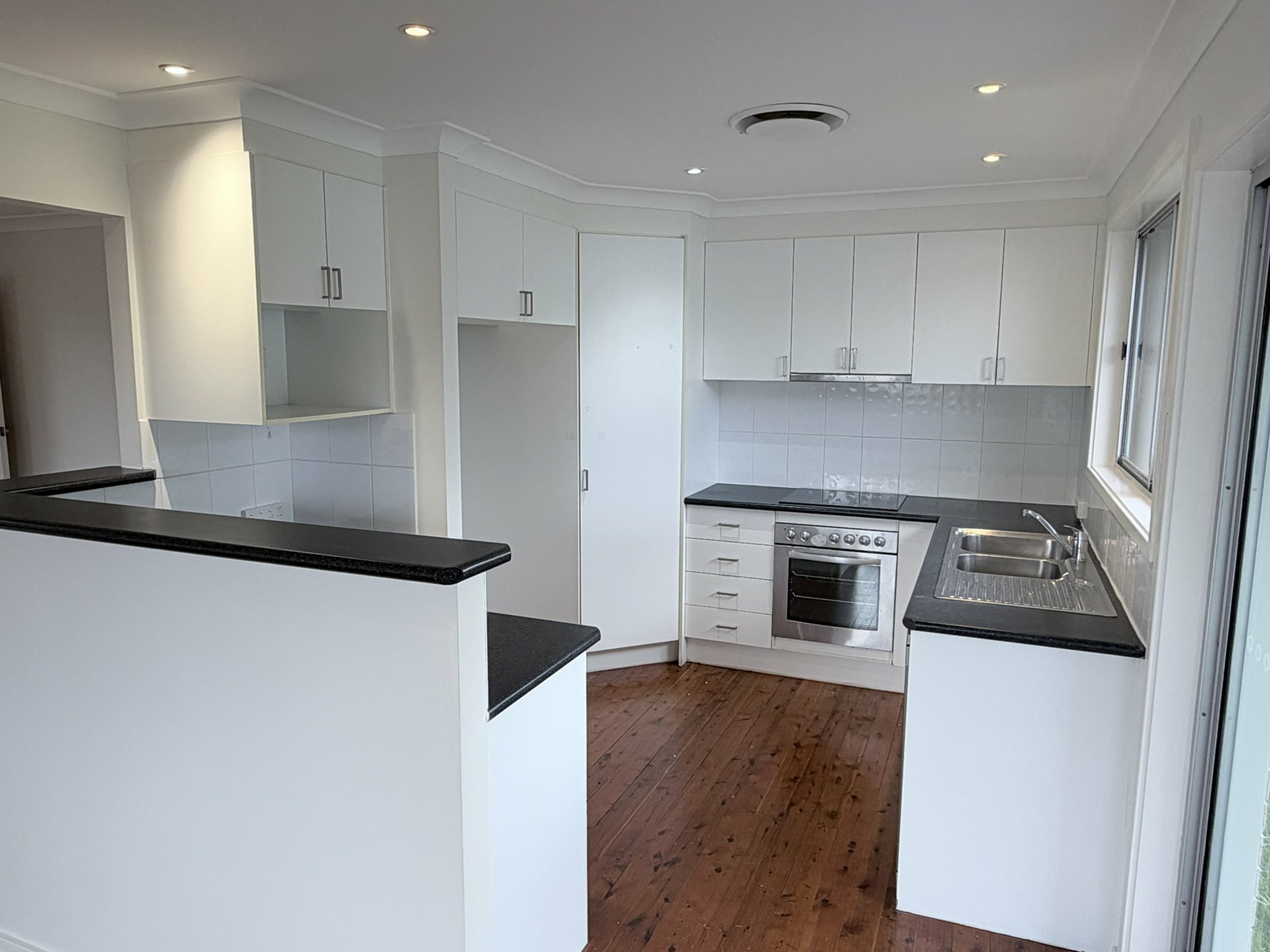 4 Tregenna Street — photo 3 of 14