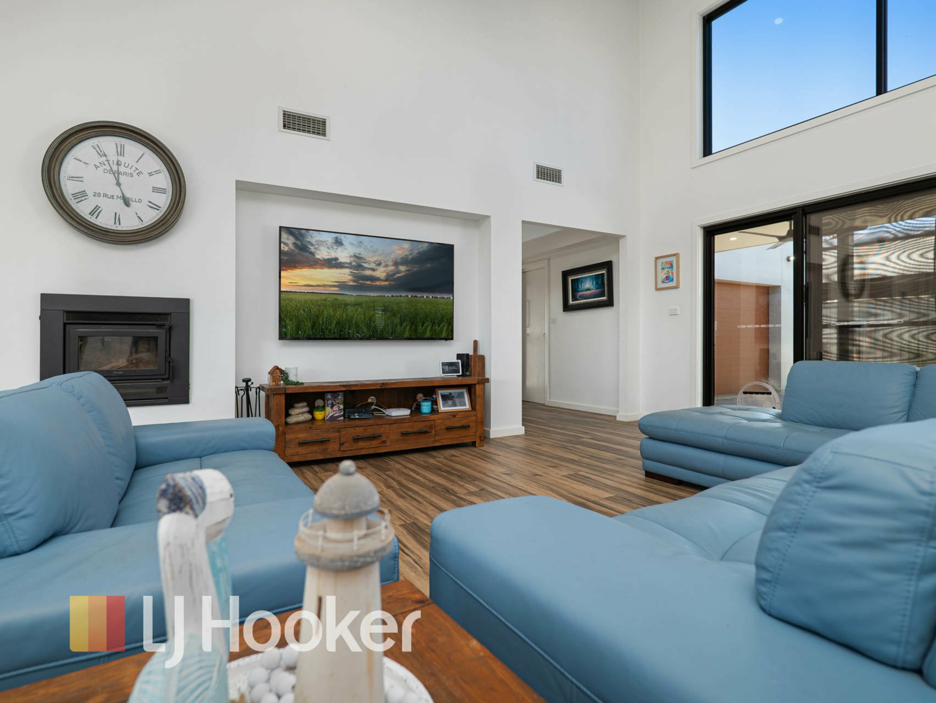 3 Lakewood Drive — photo 7 of 29