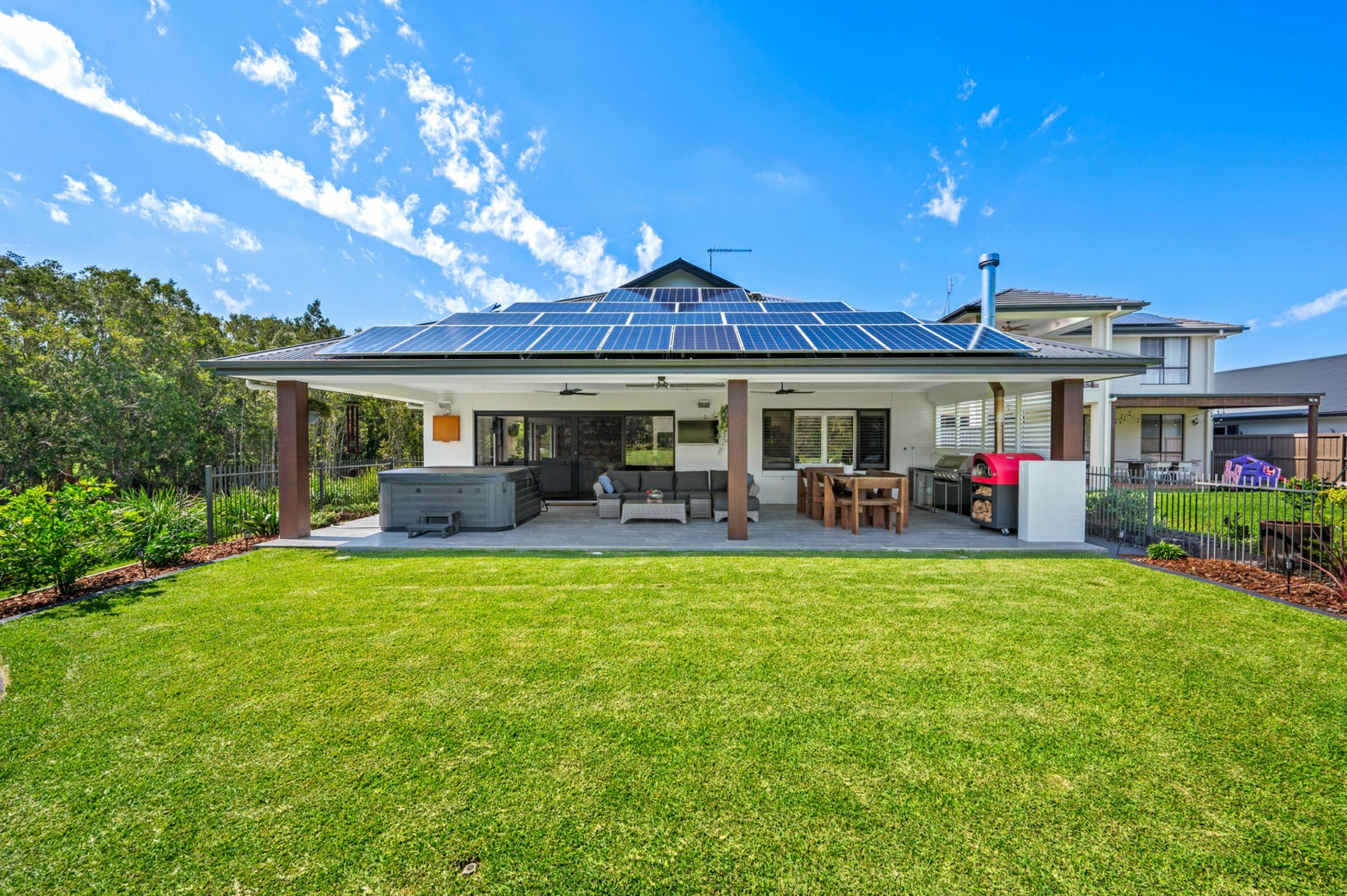 45 Turnberry Lane — photo 15 of 17
