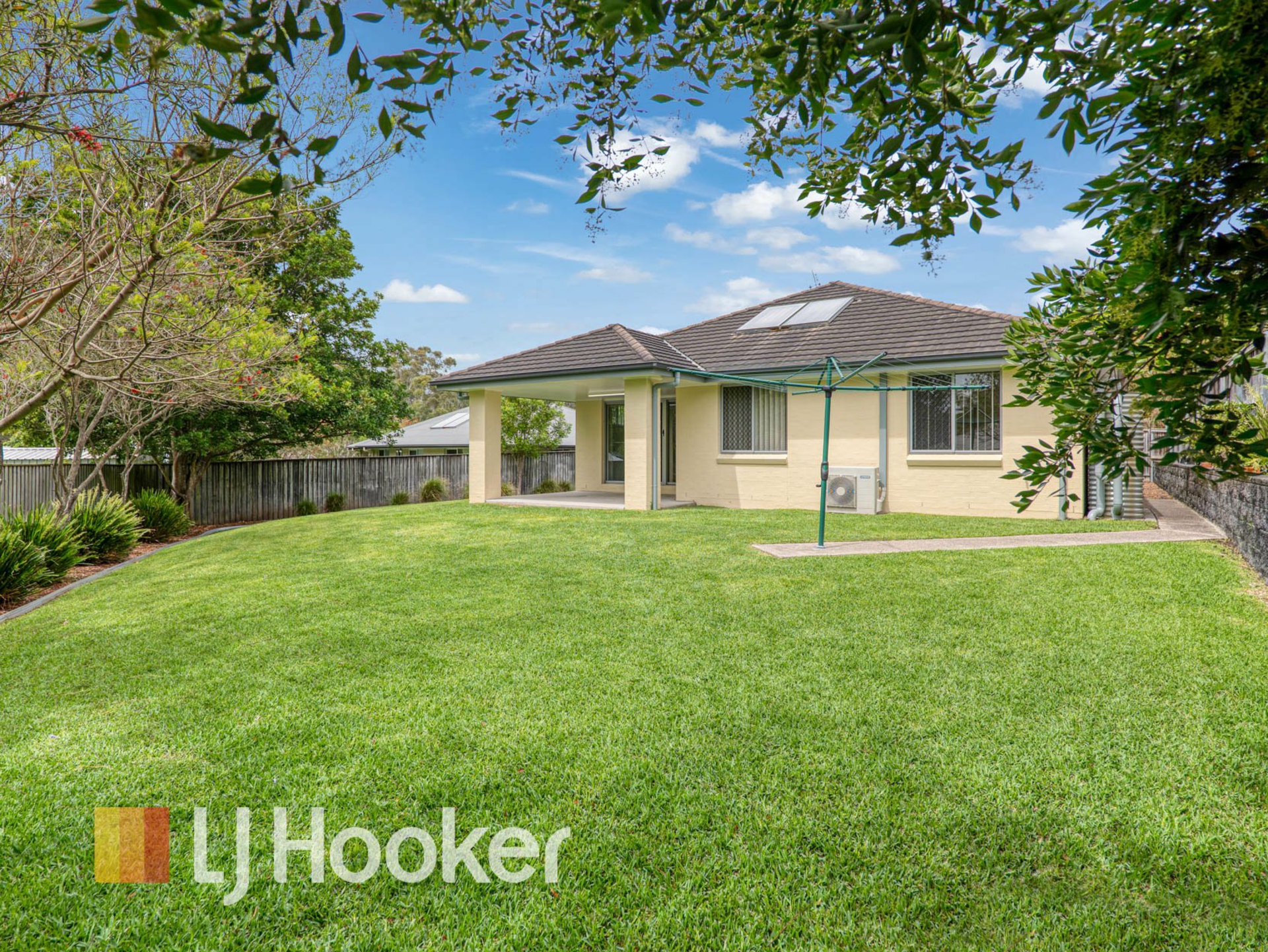 27 Carnoustie Way — photo 12 of 18