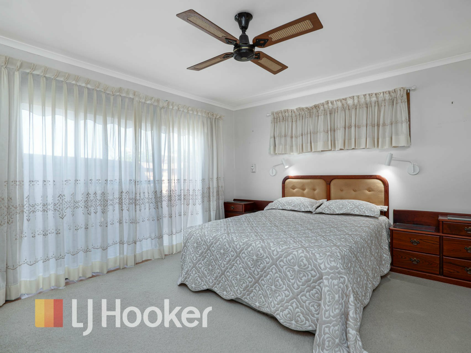 29 Marine Drive — photo 12 of 23
