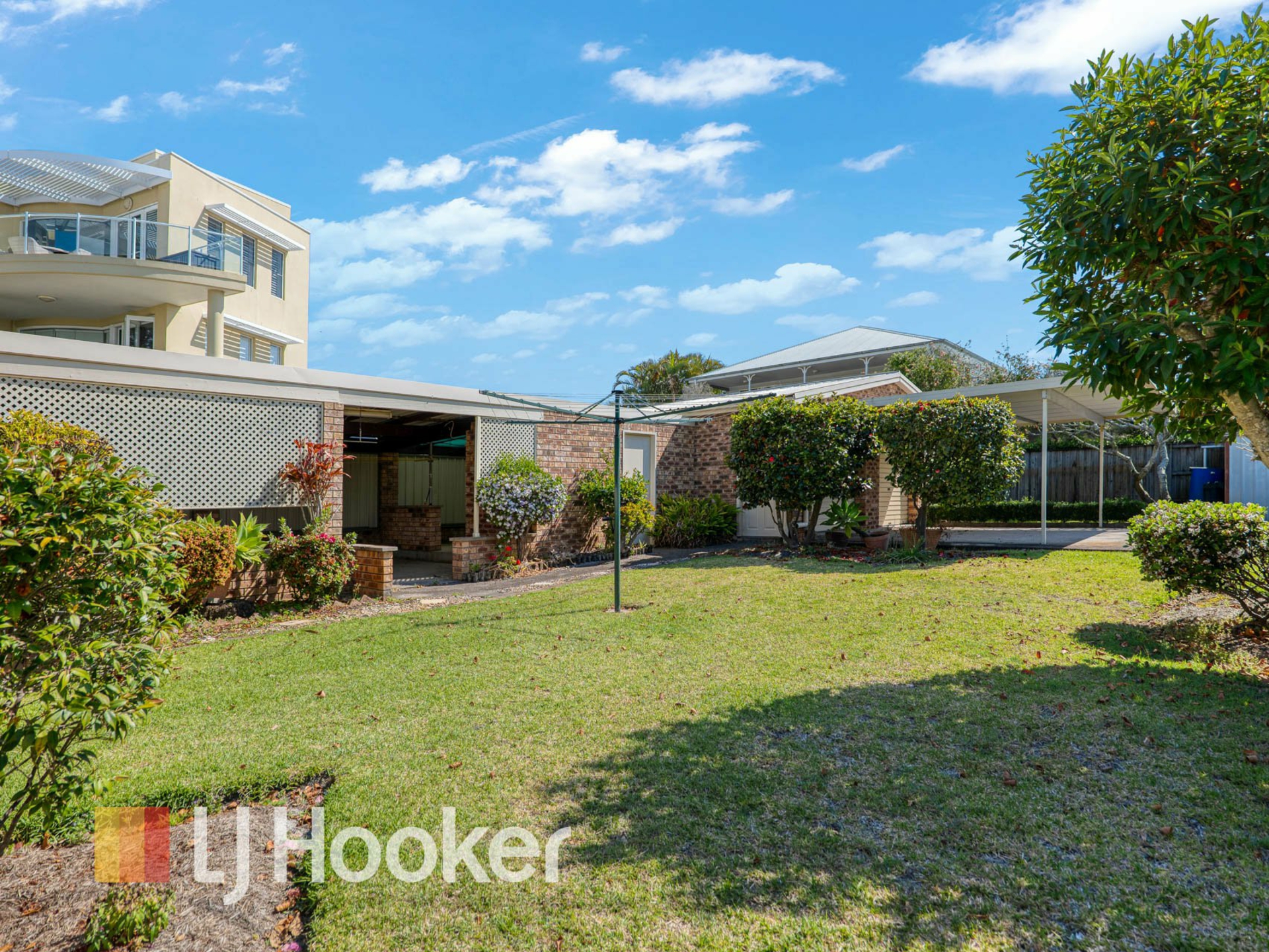 29 Marine Drive — photo 18 of 23