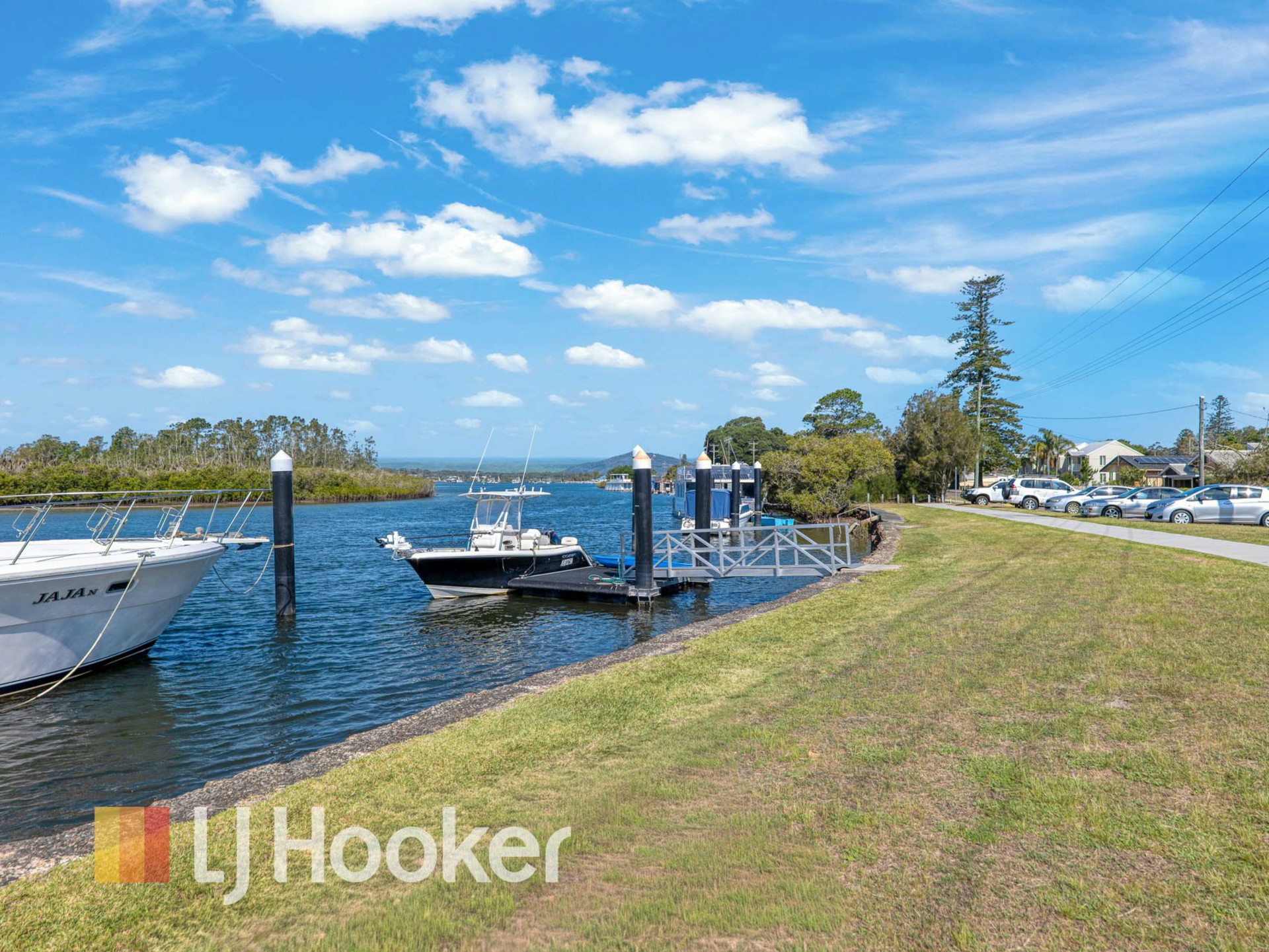 29 Marine Drive — photo 21 of 23