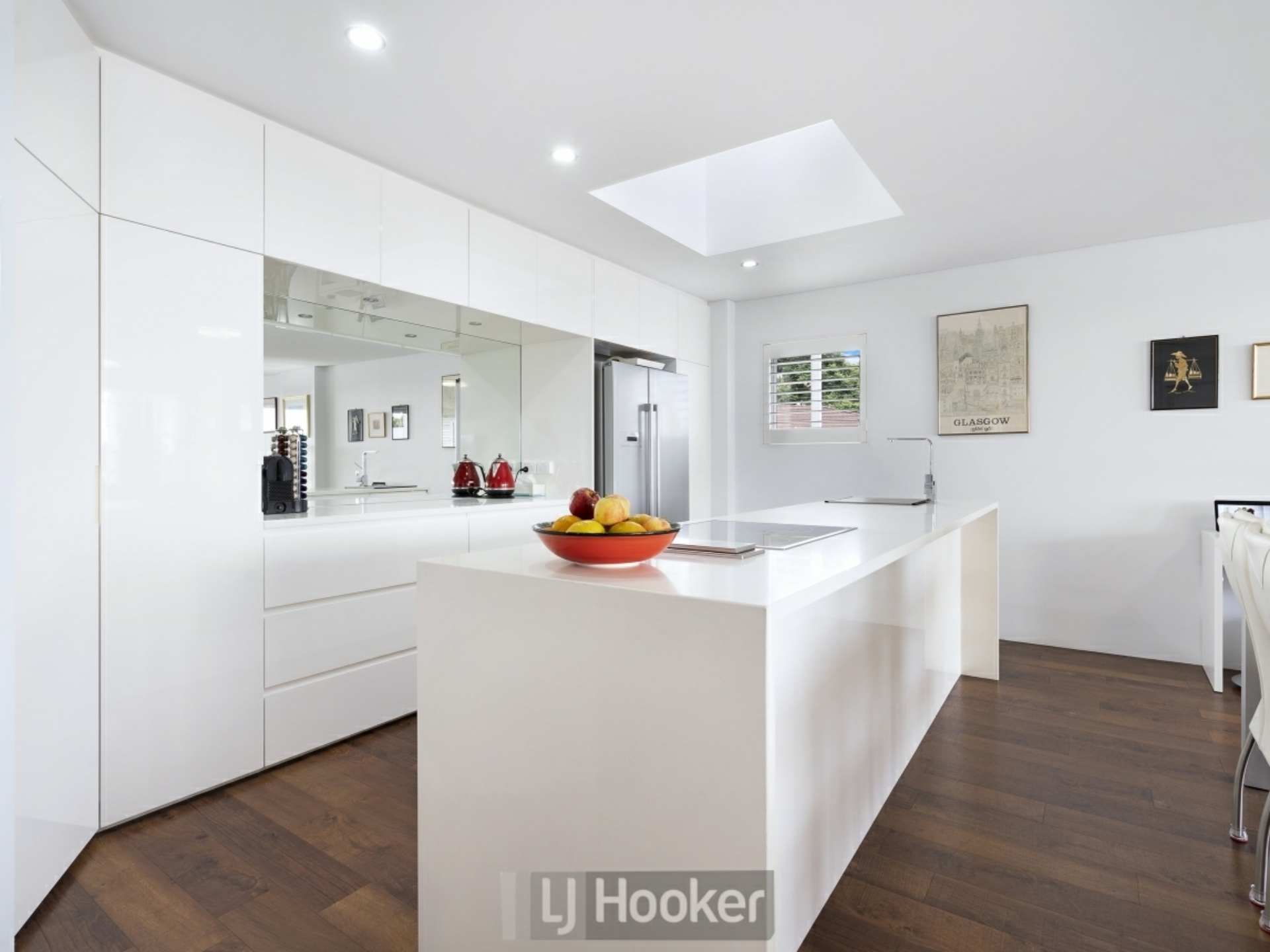 15/100 Brighton Avenue, TORONTO