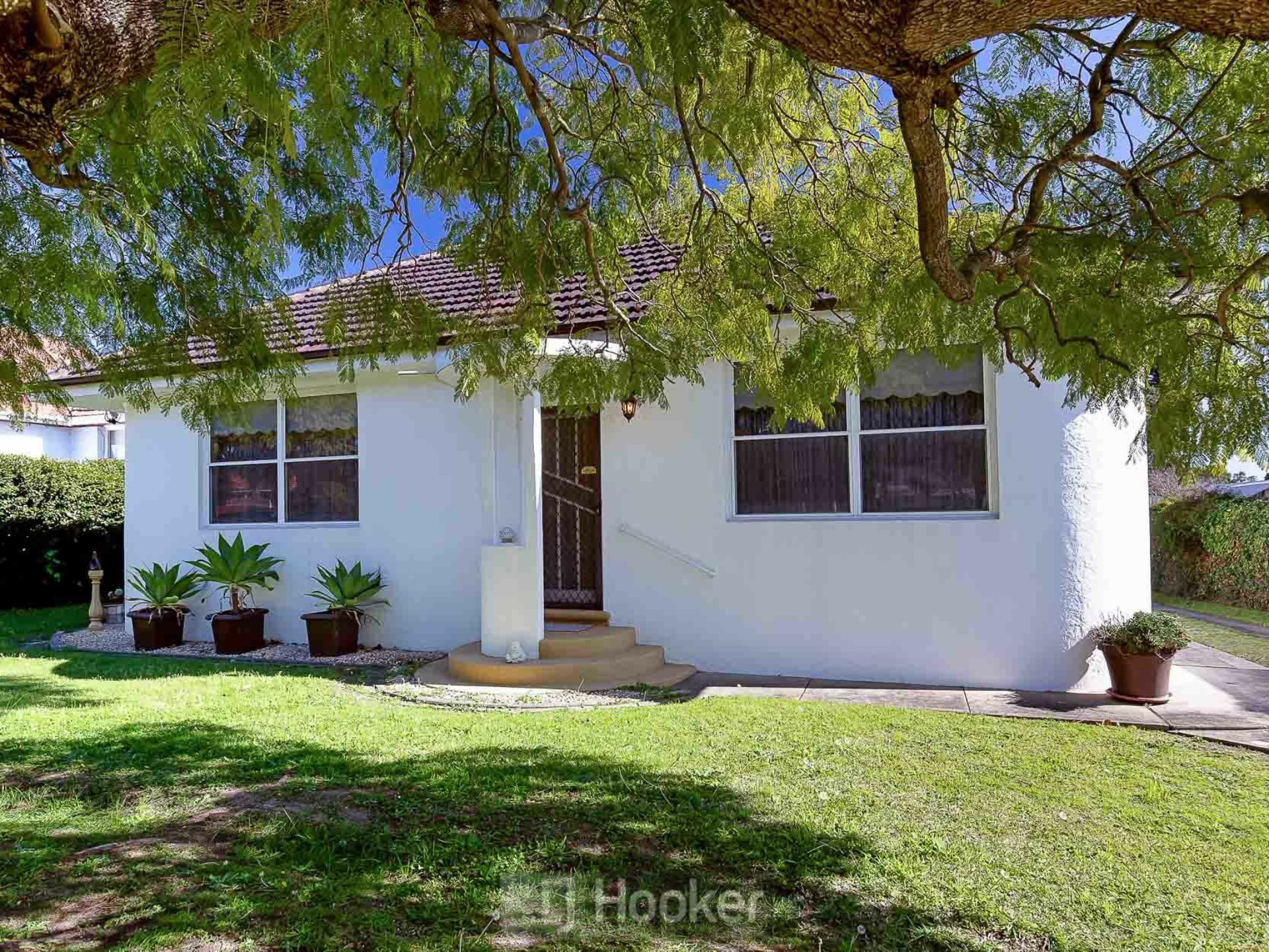 12 Crest Road Wallsend NSW