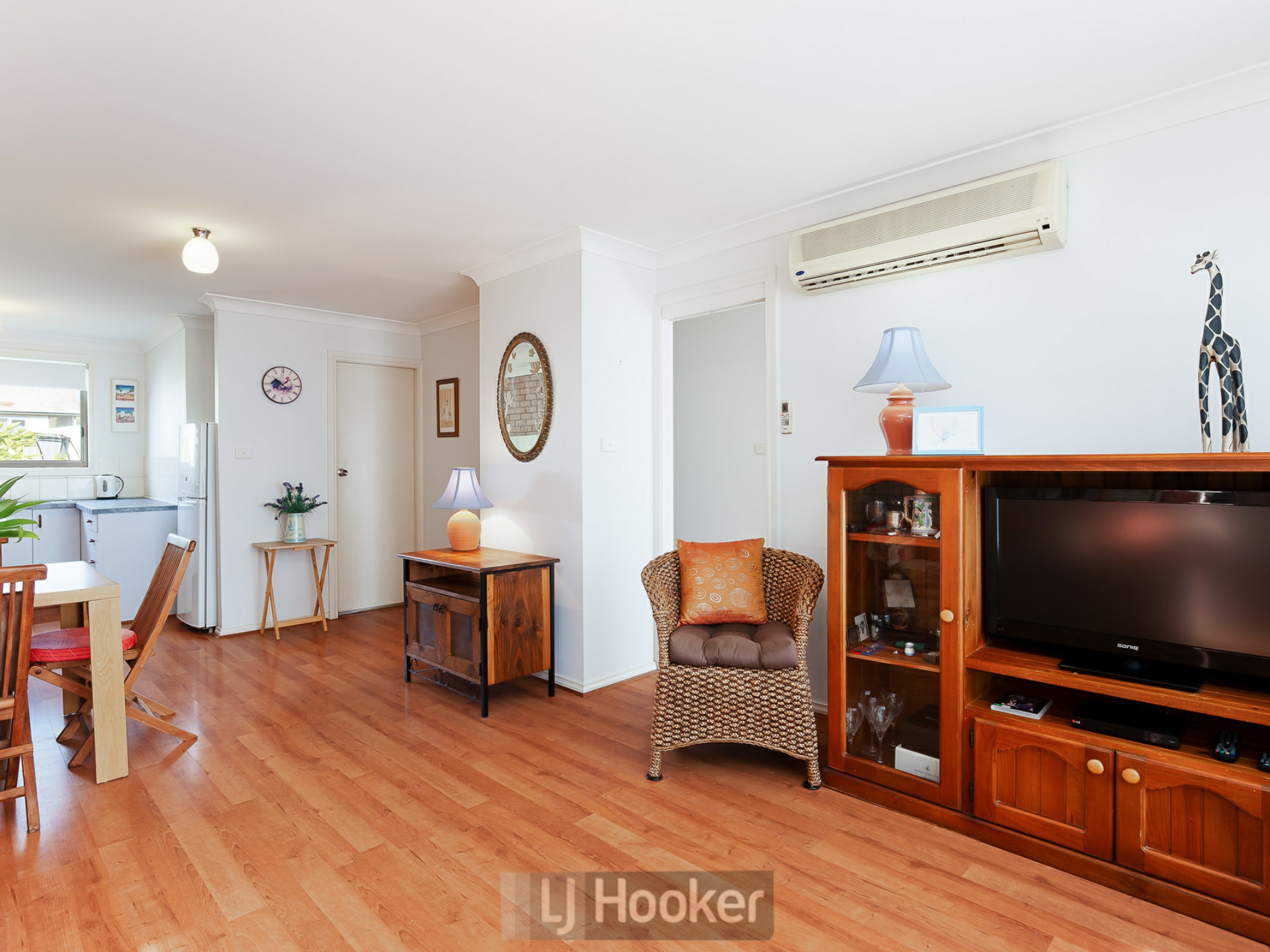 2/16 Third Street, Boolaroo