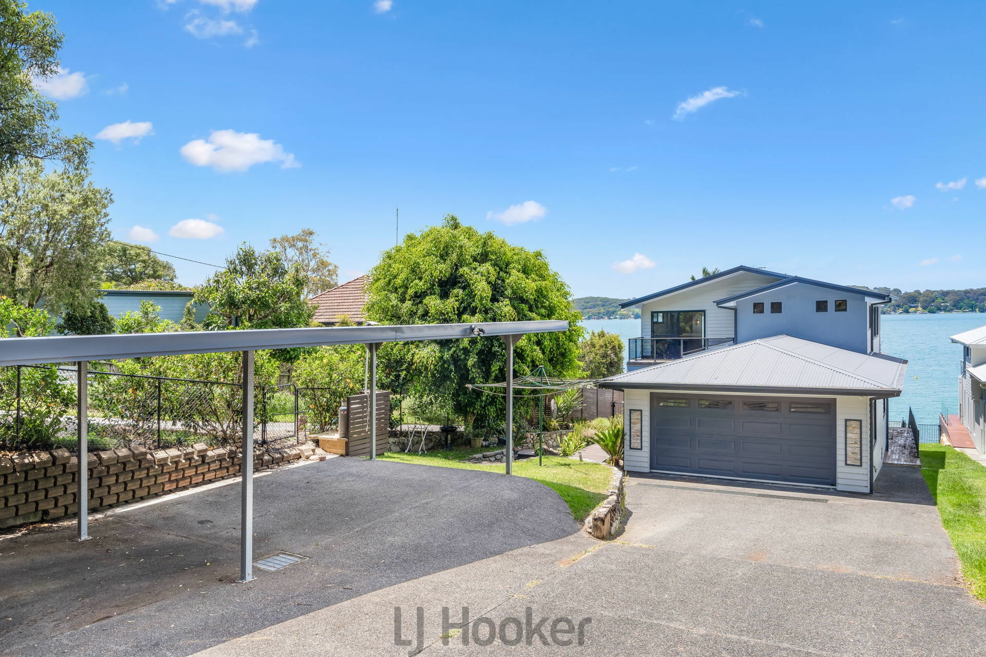209 Fishing Point Road, FISHING POINT
