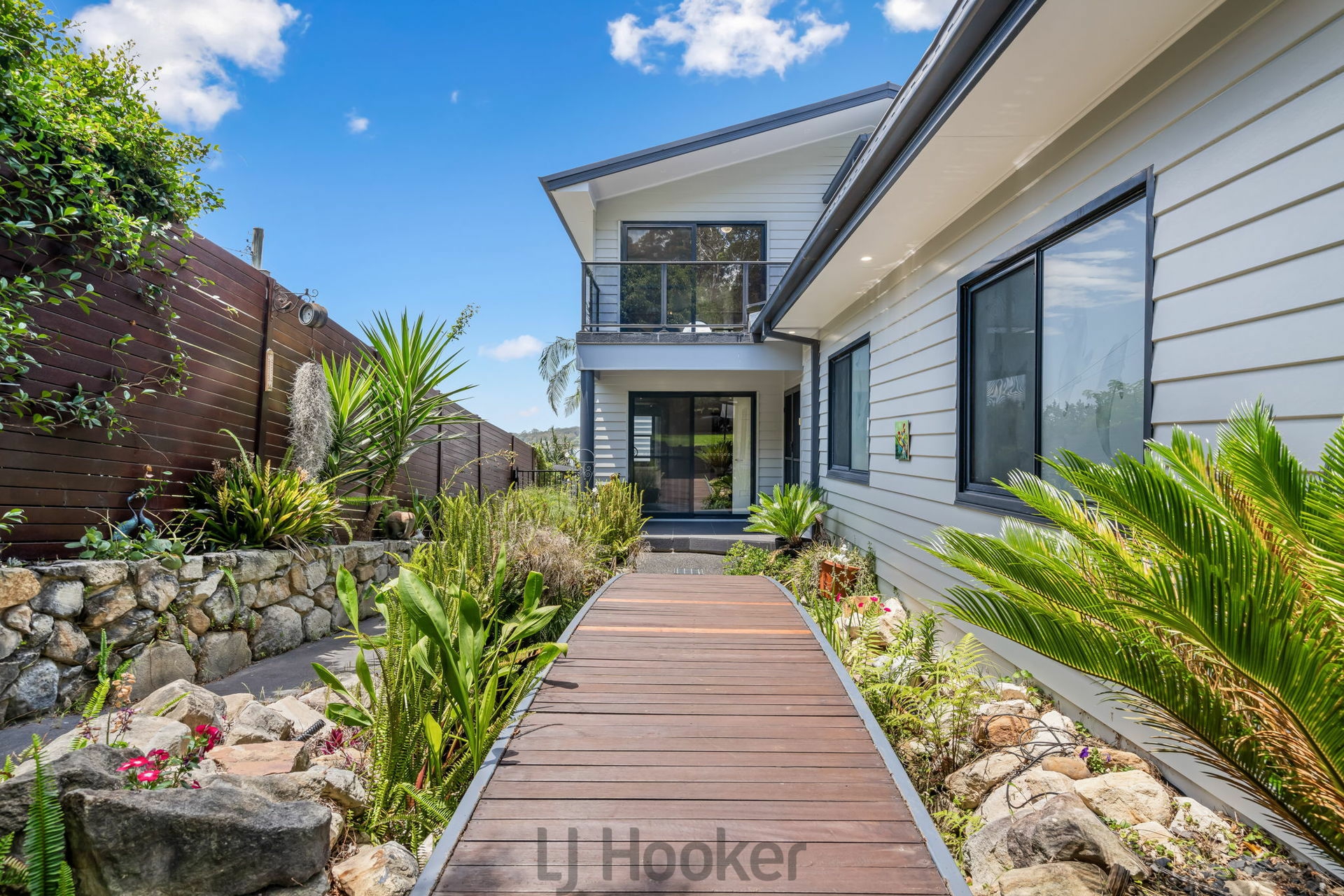 209 Fishing Point Road, FISHING POINT