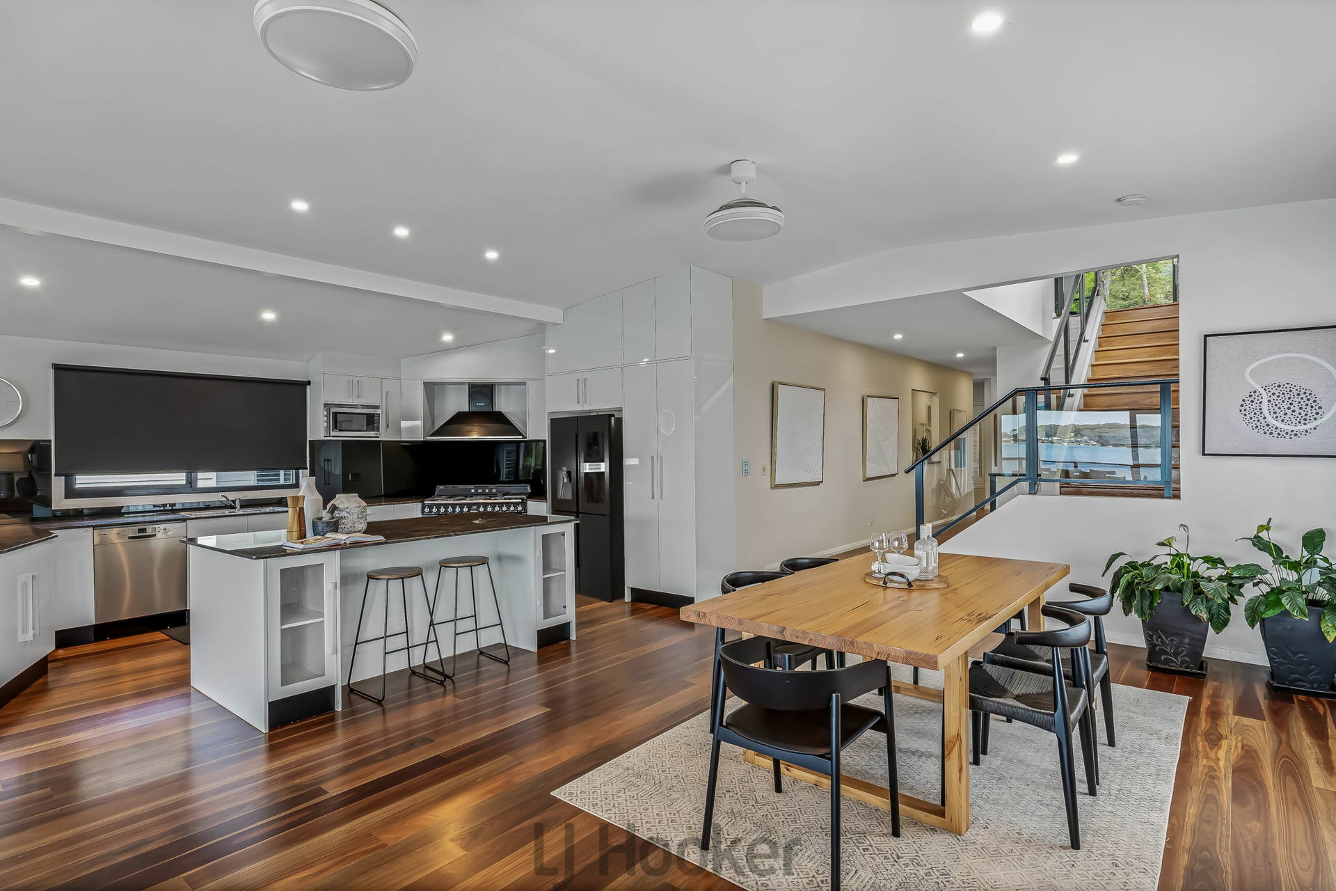 209 Fishing Point Road, FISHING POINT