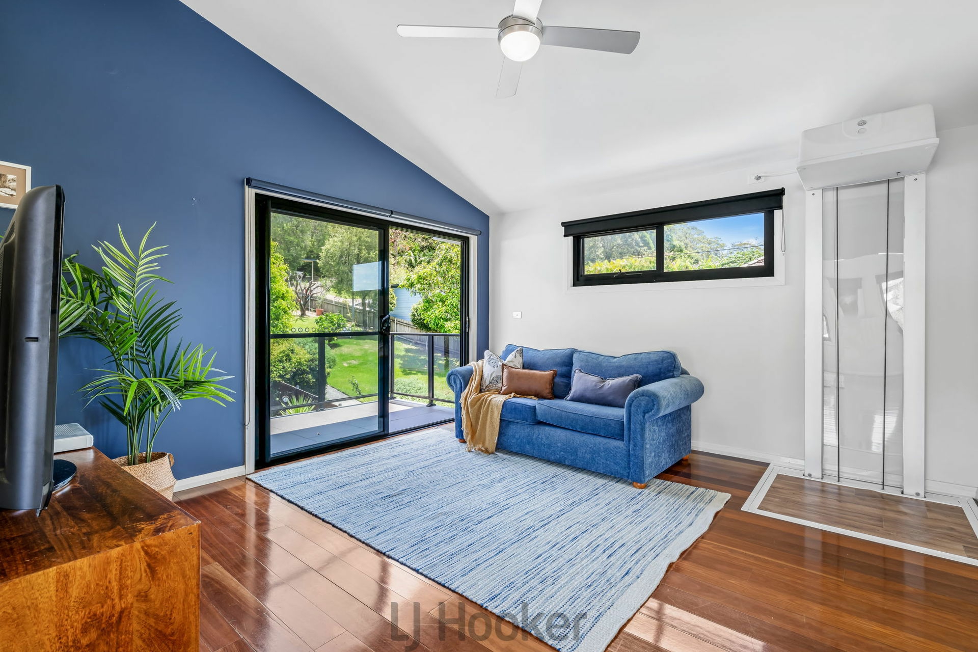 209 Fishing Point Road, FISHING POINT