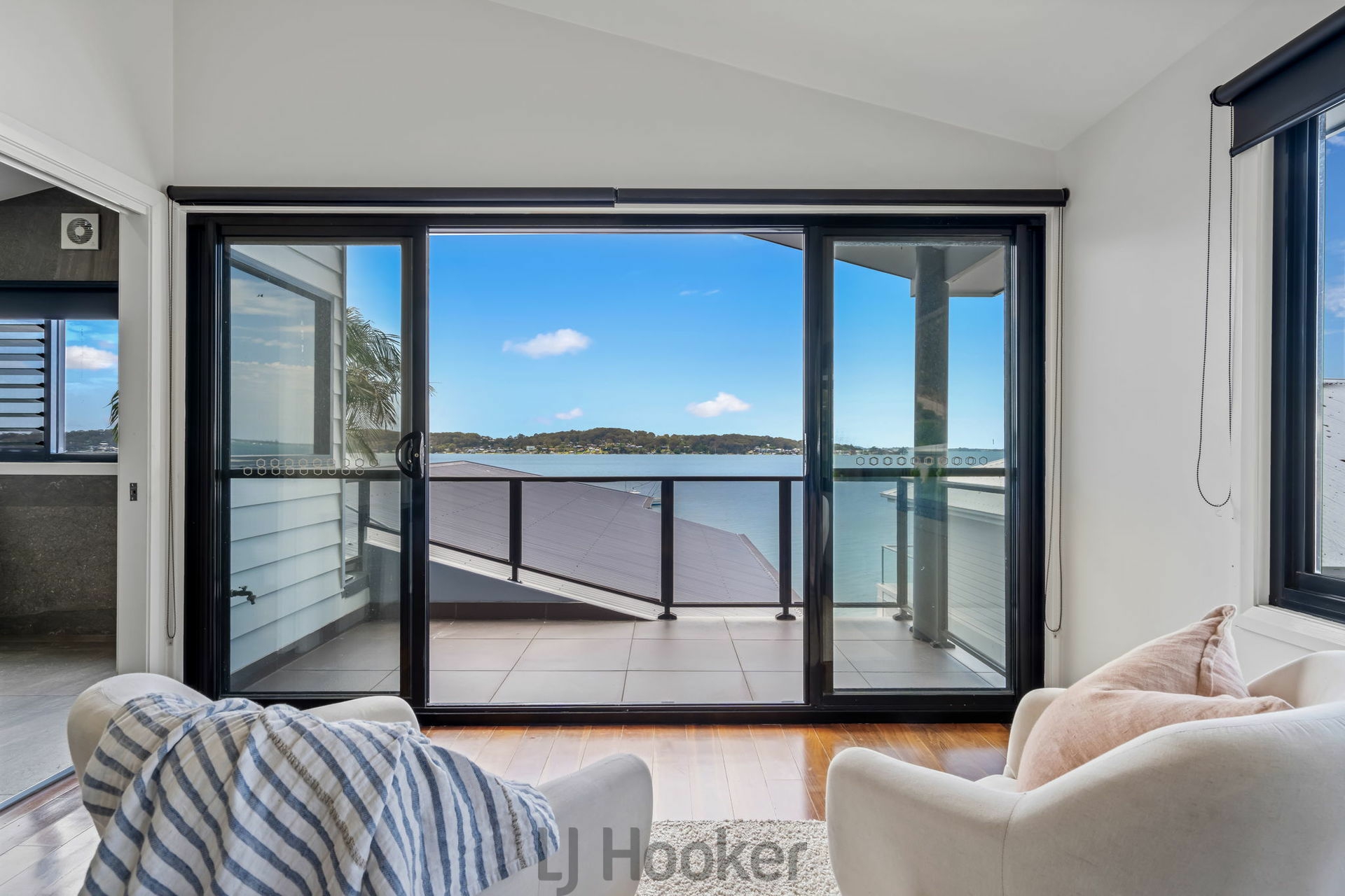 209 Fishing Point Road, FISHING POINT