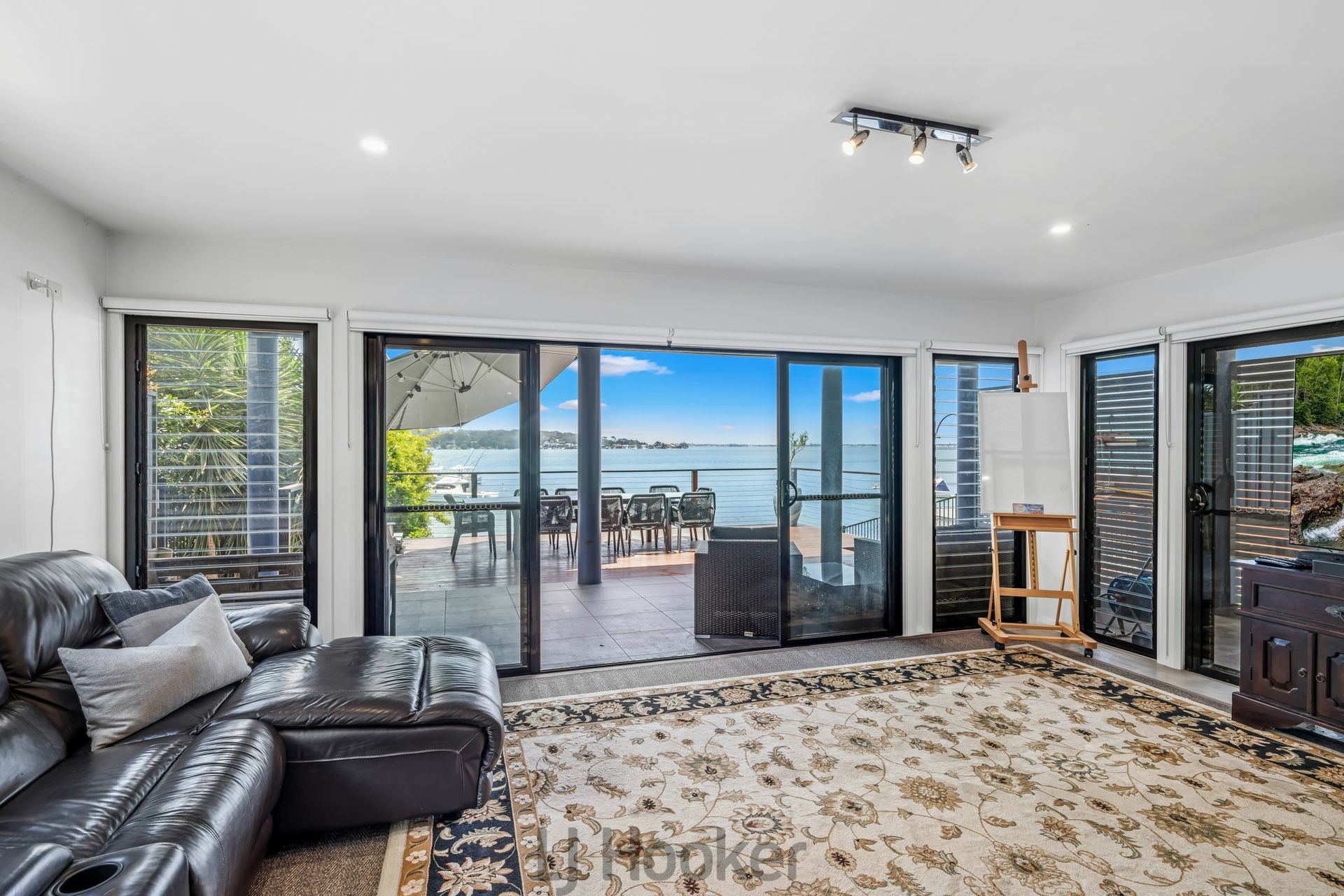 209 Fishing Point Road, FISHING POINT