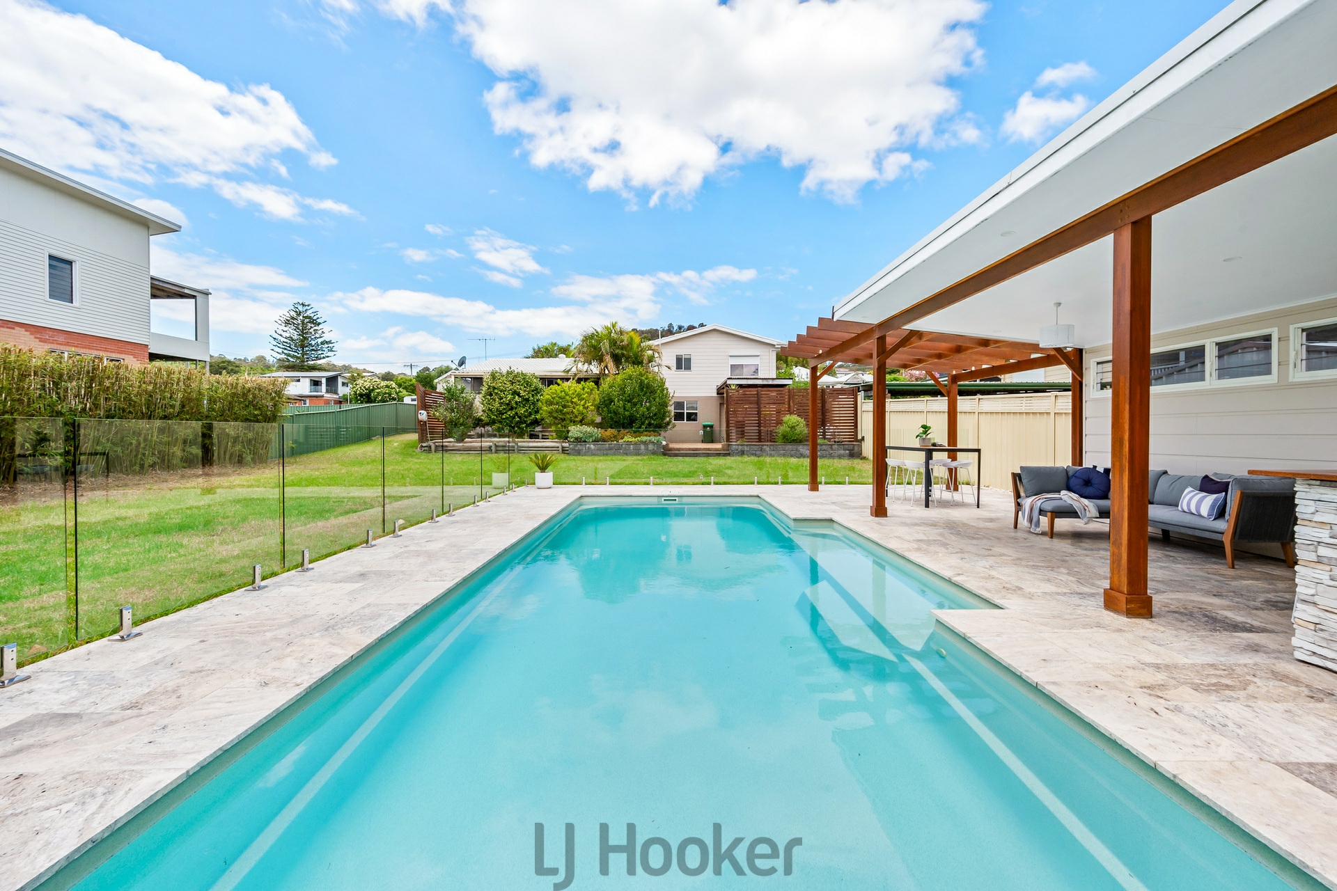 23 Barford Street Speers Point NSW - Property Details - LJ Hooker