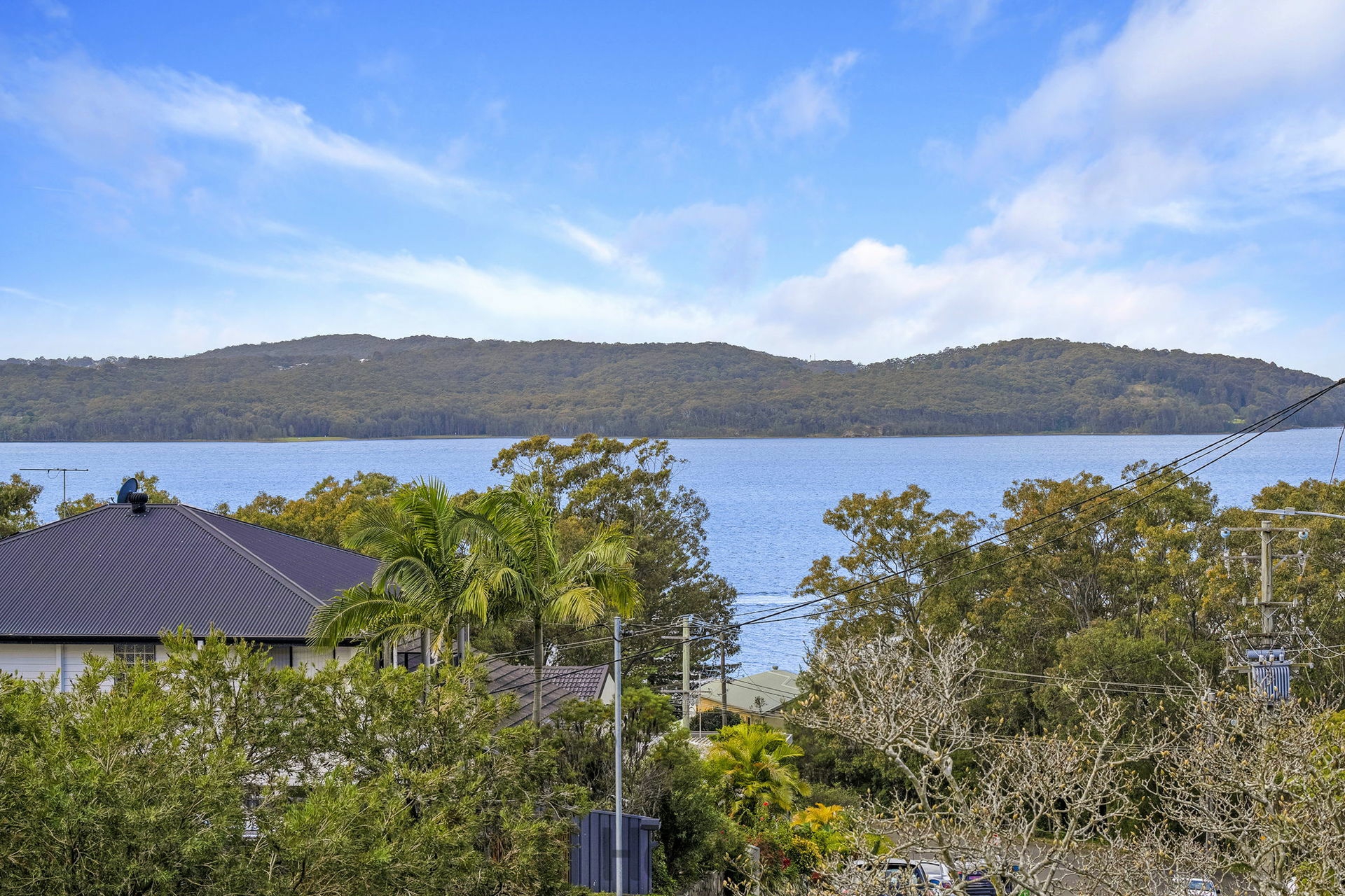 16 The Quarterdeck, CAREY BAY