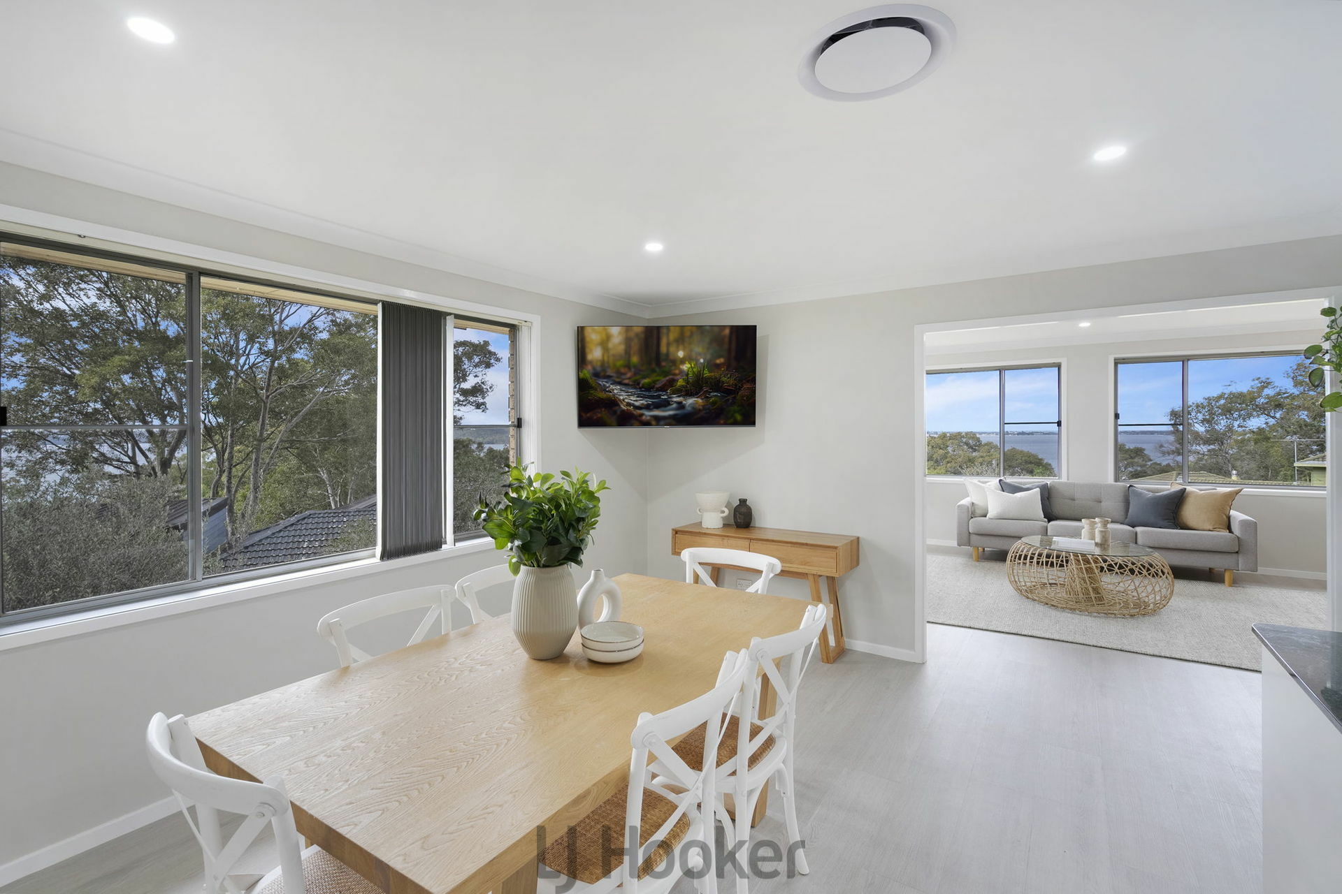 16 The Quarterdeck, CAREY BAY