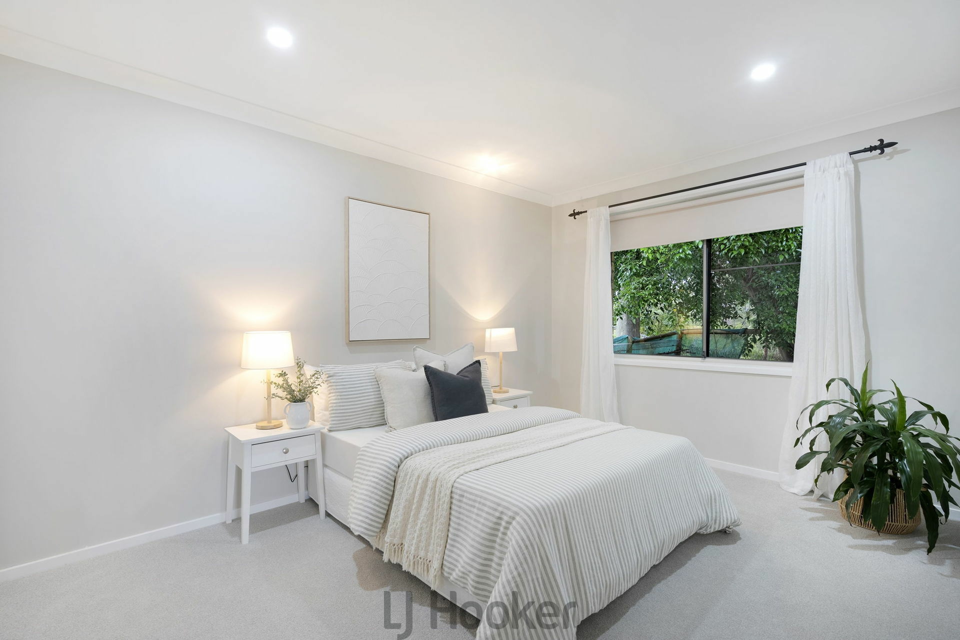 16 The Quarterdeck, CAREY BAY