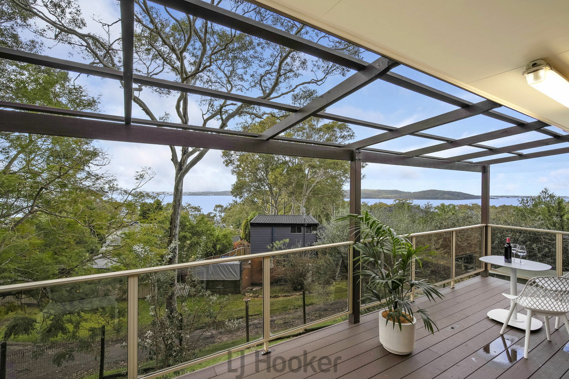 16 The Quarterdeck, CAREY BAY