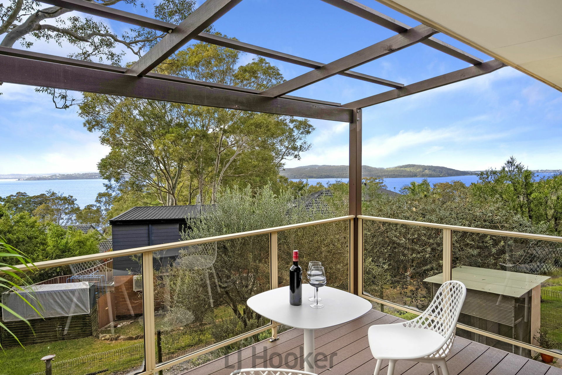 16 The Quarterdeck, CAREY BAY