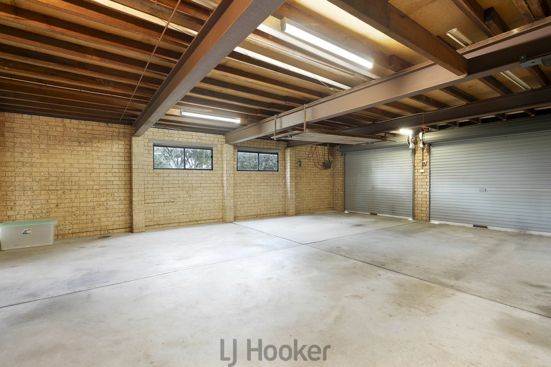 16 The Quarterdeck, CAREY BAY